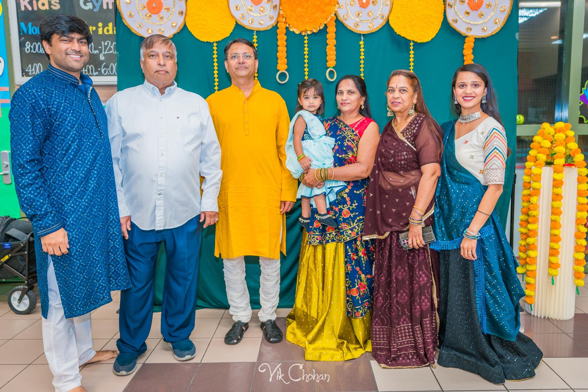 2023-10-21-LVGS-Navratri-Garba-Day-4-Vik-Chohan-Photography-Photo-Booth-Social-Media-VCP-017.jpg