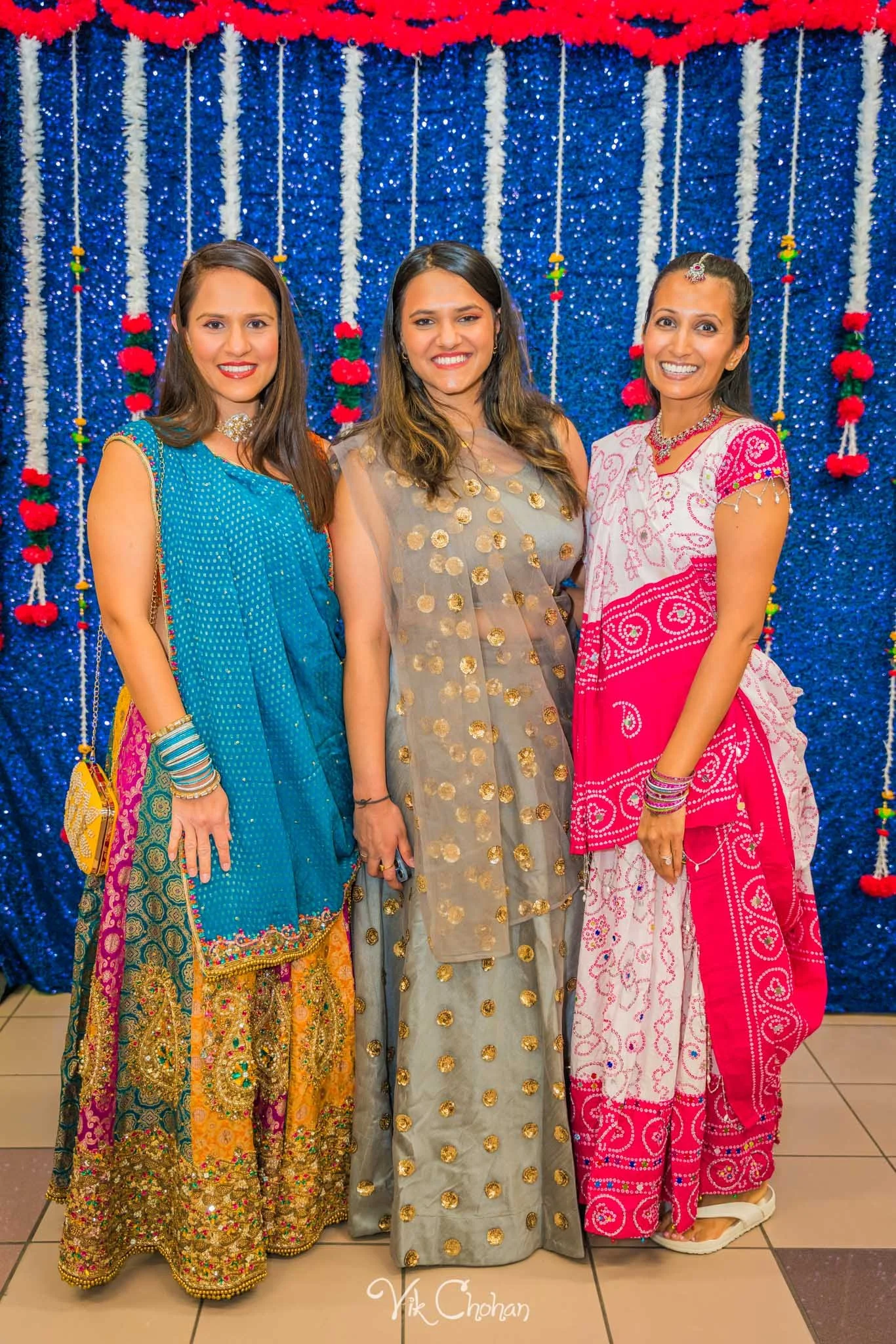 2023-10-27-LVGS-Navratri-Garba-Day-5-Vik-Chohan-Photography-Photo-Booth-Social-Media-VCP-011.jpg