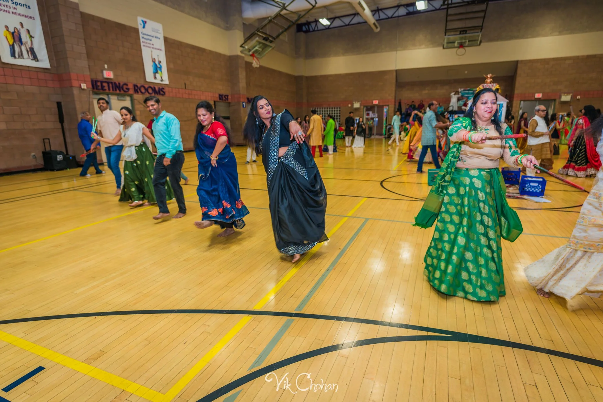 2023-10-27-LVGS-Navratri-Garba-Day-5-Vik-Chohan-Photography-Photo-Booth-Social-Media-VCP-690.jpg