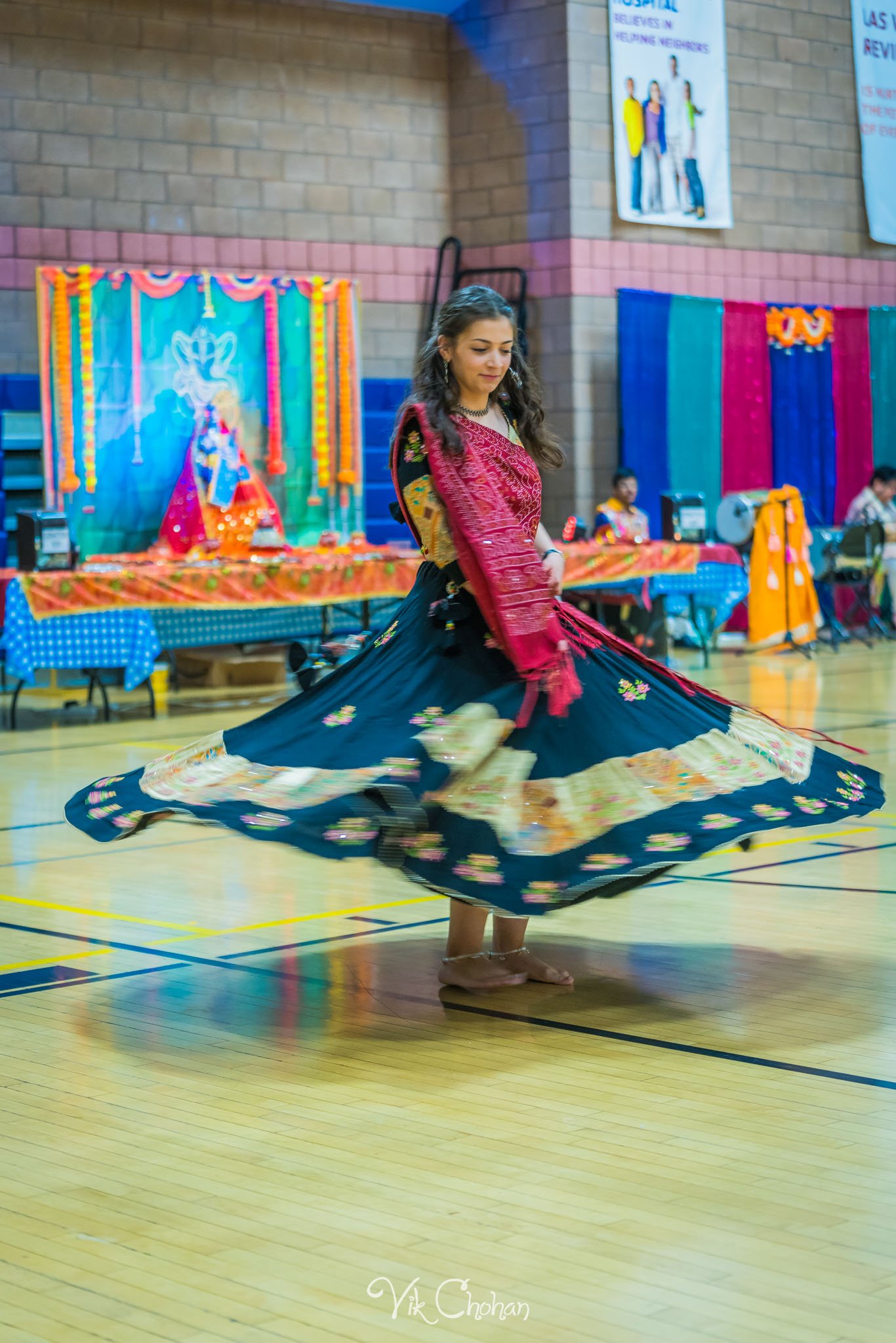 2023-10-28-LVGS-Navratri-Garba-Day-6-Vik-Chohan-Photography-Photo-Booth-Social-Media-VCP-827.jpg