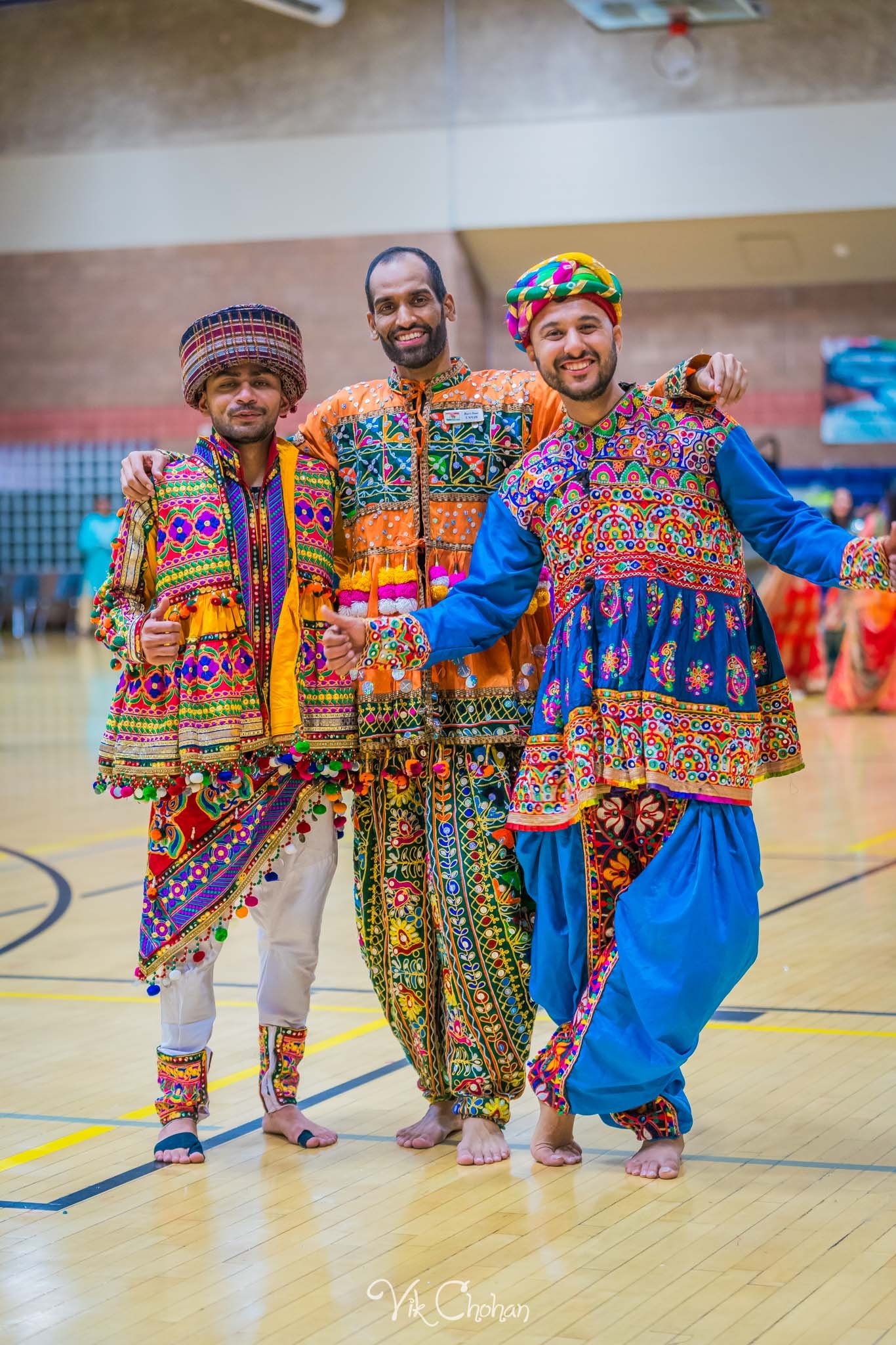 2023-10-28-LVGS-Navratri-Garba-Day-6-Vik-Chohan-Photography-Photo-Booth-Social-Media-VCP-931.jpg