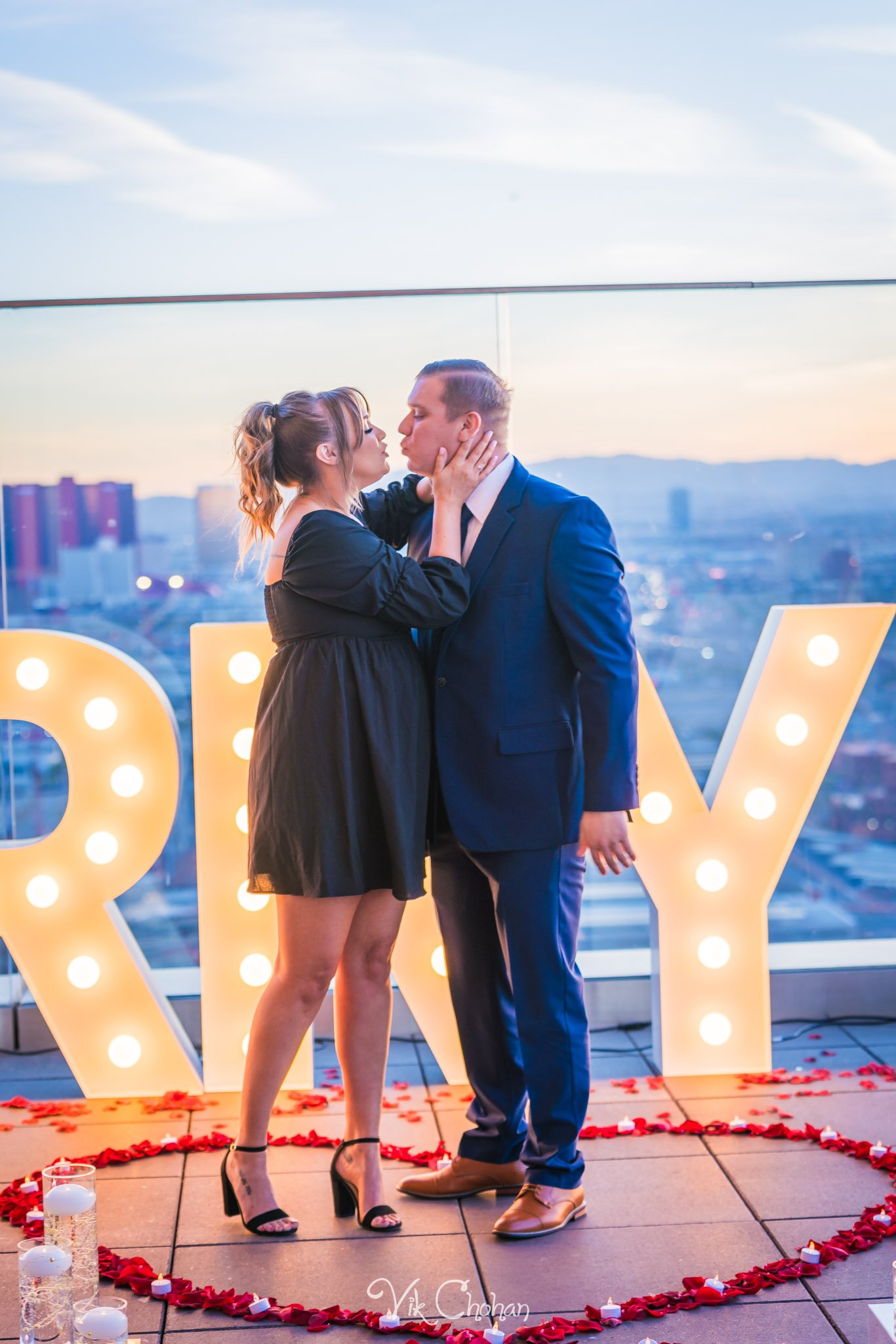 2023-11-12-Allison-and-Anthony-Surprise-Proposal-The-Legacy-Club-Circa-Hotel-Vik-Chohan-Photography-Photo-Booth-Social-Media-VCP-030.jpg
