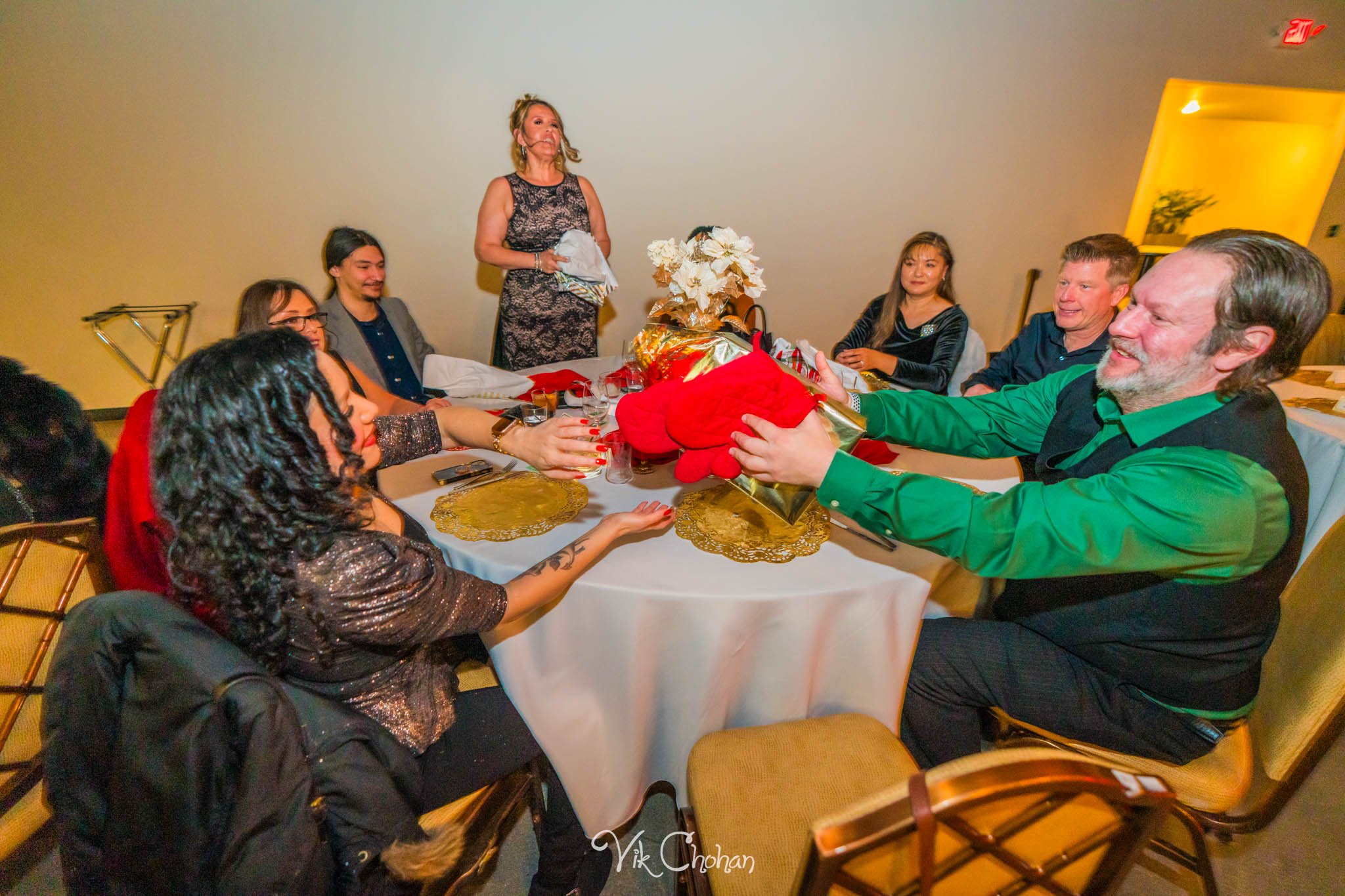 2023-12-10-Prime-Cardiology-3rd Annual-Holiday-Celebration-Vik-Chohan-Photography-Photo-Booth-Social-Media-VCP-153.jpg