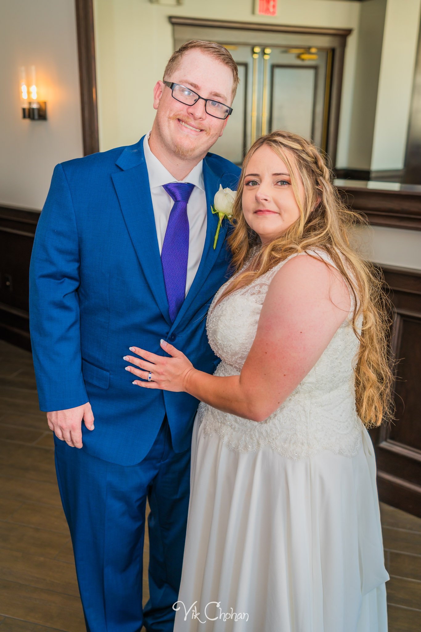 2023-07-27-Breanna-and-Aaron-Wedding-Celebration-Maggianos-Las-Vegas-Vik-Chohan-Photography-Photo-Booth-Social-Media-VCP-004.jpg