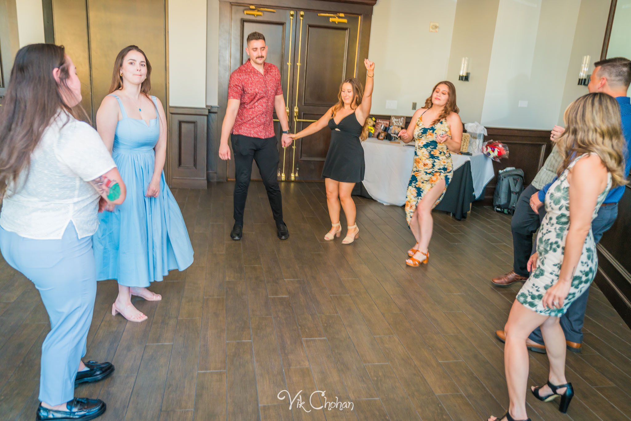 2023-07-27-Breanna-and-Aaron-Wedding-Celebration-Maggianos-Las-Vegas-Vik-Chohan-Photography-Photo-Booth-Social-Media-VCP-148.jpg