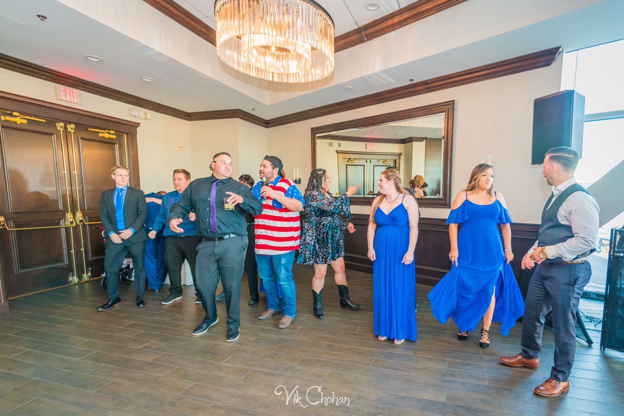 2023-07-27-Breanna-and-Aaron-Wedding-Celebration-Maggianos-Las-Vegas-Vik-Chohan-Photography-Photo-Booth-Social-Media-VCP-157.jpg