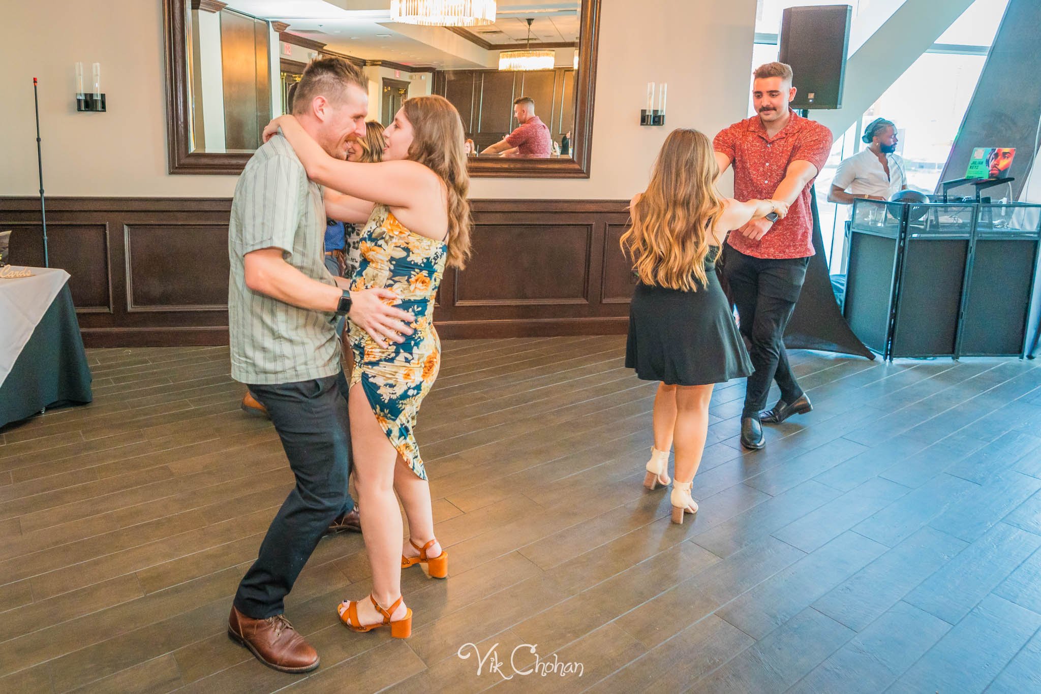 2023-07-27-Breanna-and-Aaron-Wedding-Celebration-Maggianos-Las-Vegas-Vik-Chohan-Photography-Photo-Booth-Social-Media-VCP-178.jpg