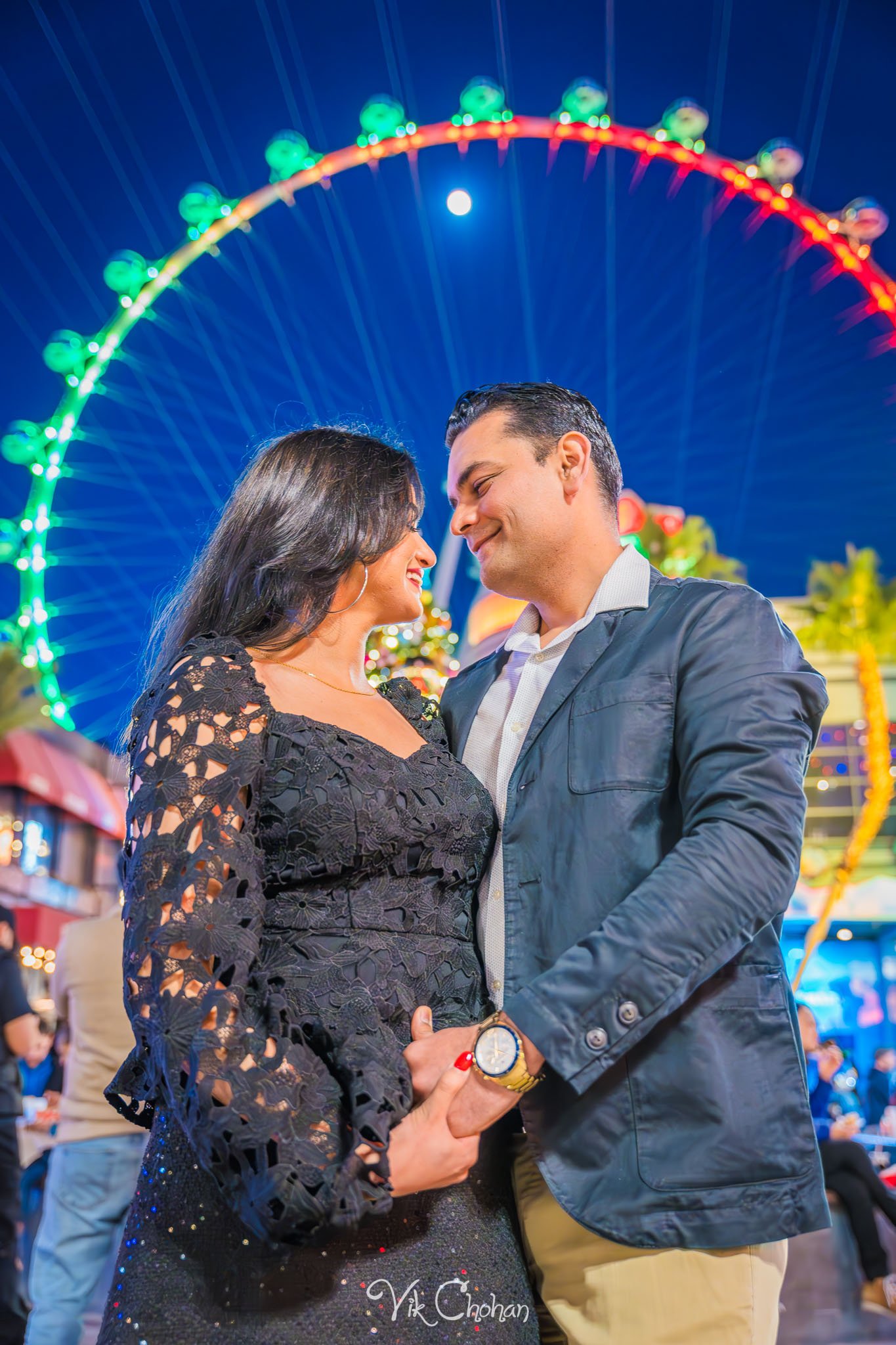 2023-12-24-Nishma-and-Maulik-Las-Vegas-Surprise-Engagement-Photography-Vik-Chohan-Photography-Photo-Booth-Social-Media-VCP-005.jpg