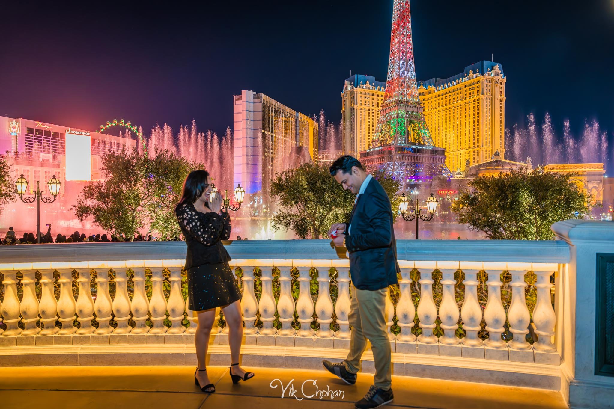 2023-12-24-Nishma-and-Maulik-Las-Vegas-Surprise-Engagement-Photography-Vik-Chohan-Photography-Photo-Booth-Social-Media-VCP-115.jpg