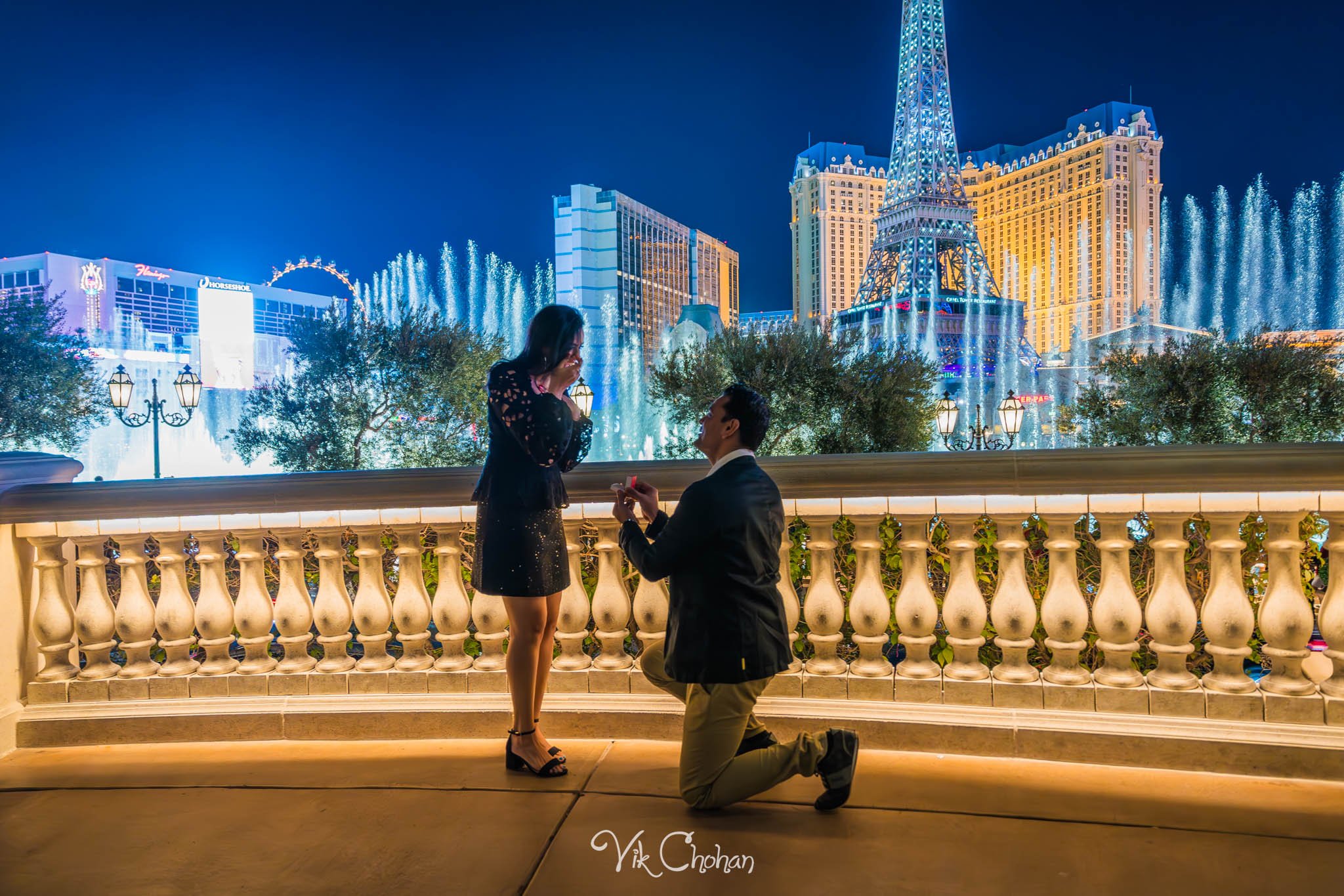 2023-12-24-Nishma-and-Maulik-Las-Vegas-Surprise-Engagement-Photography-Vik-Chohan-Photography-Photo-Booth-Social-Media-VCP-116.jpg