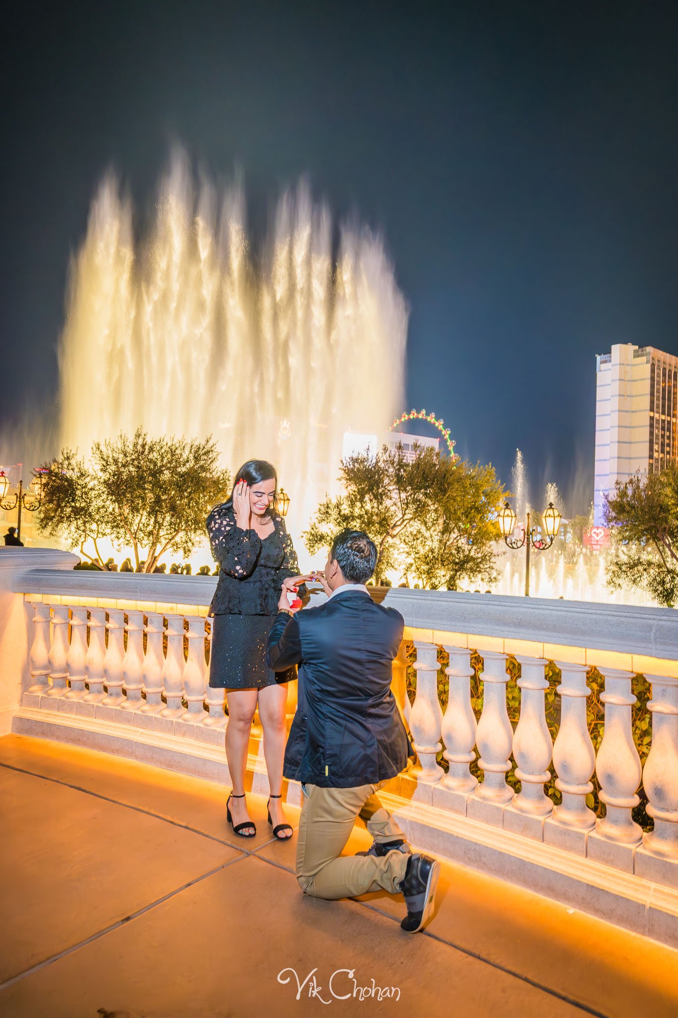 2023-12-24-Nishma-and-Maulik-Las-Vegas-Surprise-Engagement-Photography-Vik-Chohan-Photography-Photo-Booth-Social-Media-VCP-121.jpg