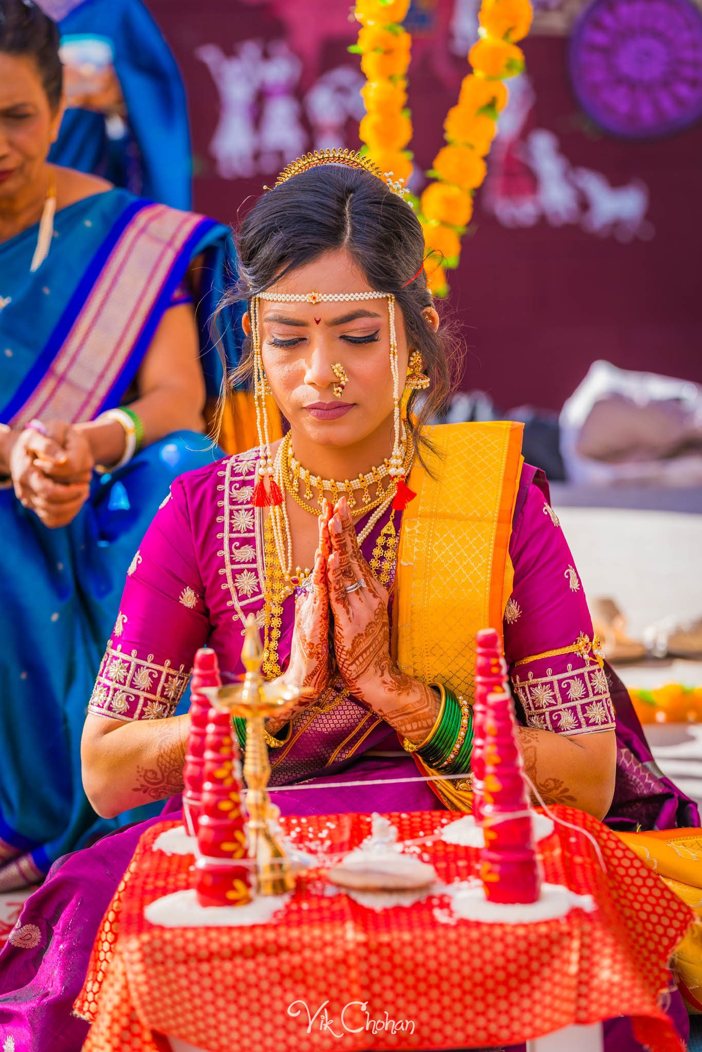 2024-01-05-Anuja-and-Parth-Marathi-Wedding-Hindu-Temple-Las-Vegas-Vik-Chohan-Photography-Photo-Booth-Social-Media-VCP-023.jpg