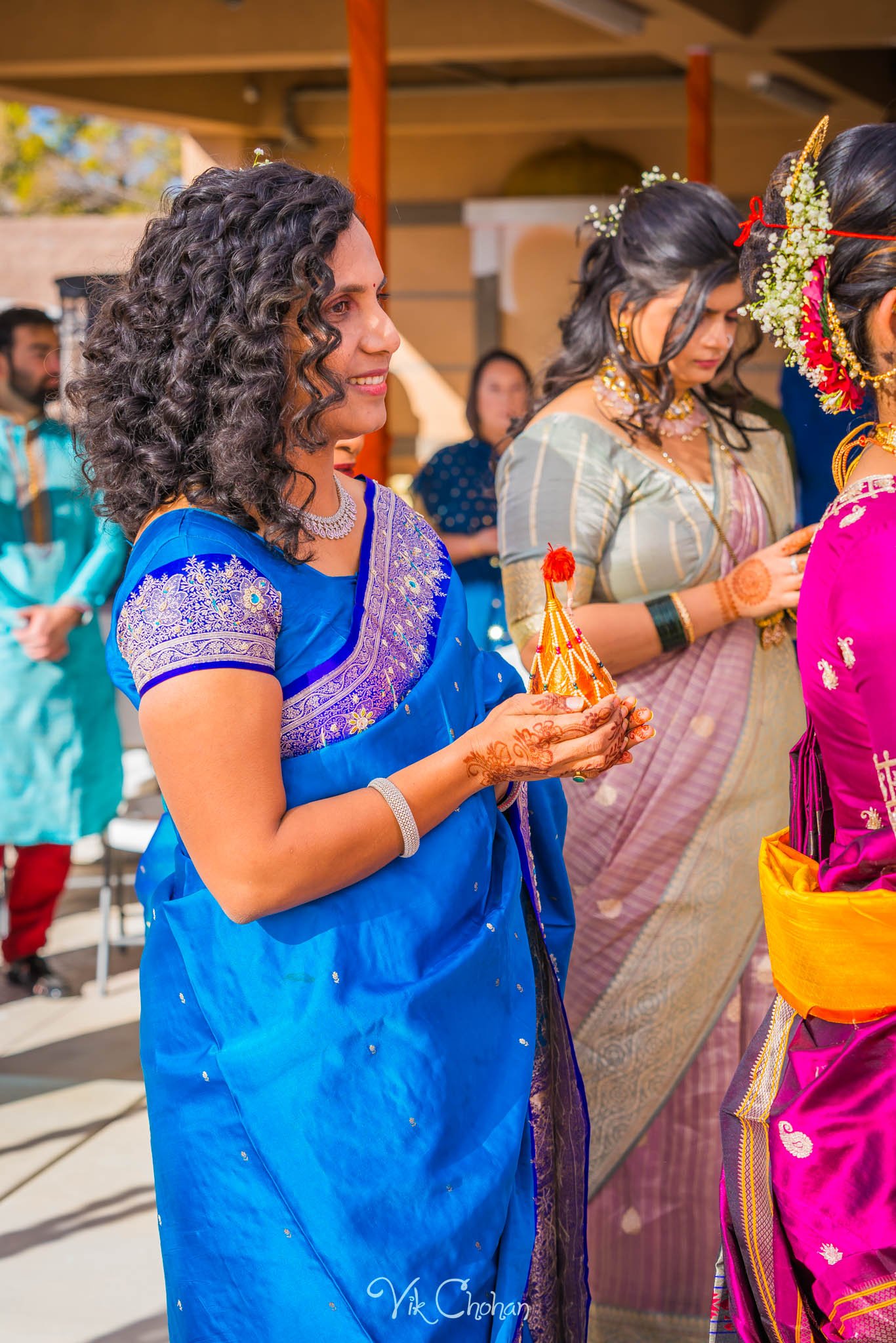 2024-01-05-Anuja-and-Parth-Marathi-Wedding-Hindu-Temple-Las-Vegas-Vik-Chohan-Photography-Photo-Booth-Social-Media-VCP-039.jpg