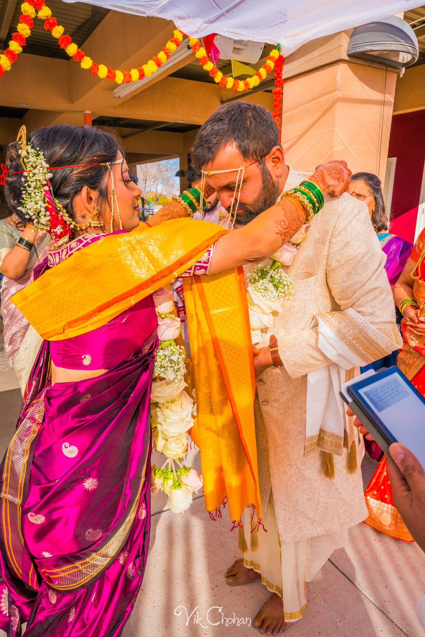 2024-01-05-Anuja-and-Parth-Marathi-Wedding-Hindu-Temple-Las-Vegas-Vik-Chohan-Photography-Photo-Booth-Social-Media-VCP-047.jpg