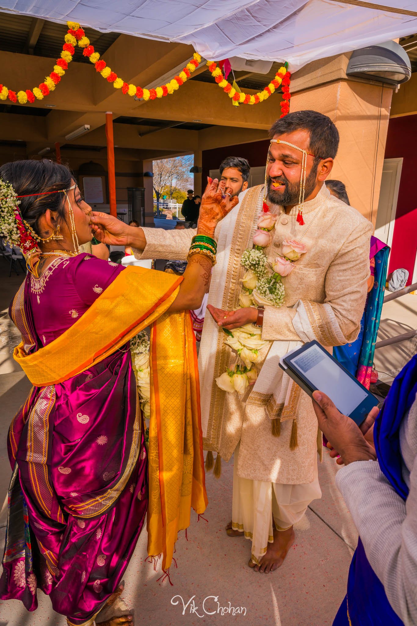 2024-01-05-Anuja-and-Parth-Marathi-Wedding-Hindu-Temple-Las-Vegas-Vik-Chohan-Photography-Photo-Booth-Social-Media-VCP-048.jpg