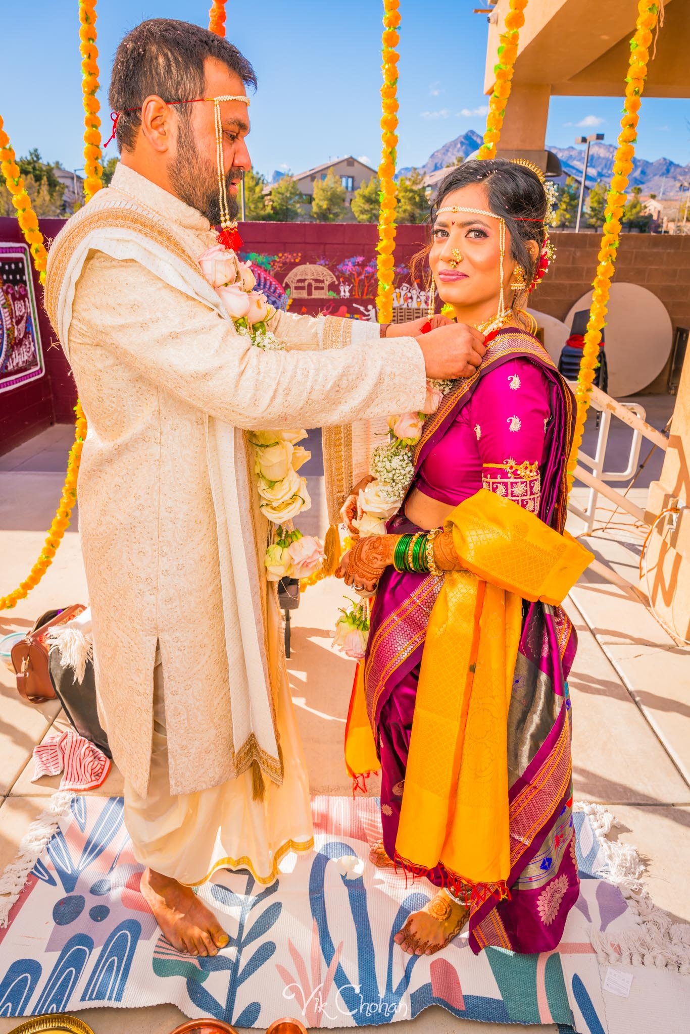 2024-01-05-Anuja-and-Parth-Marathi-Wedding-Hindu-Temple-Las-Vegas-Vik-Chohan-Photography-Photo-Booth-Social-Media-VCP-051.jpg