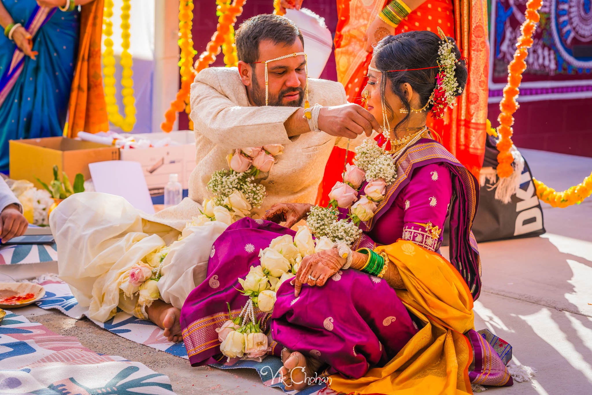 2024-01-05-Anuja-and-Parth-Marathi-Wedding-Hindu-Temple-Las-Vegas-Vik-Chohan-Photography-Photo-Booth-Social-Media-VCP-098.jpg