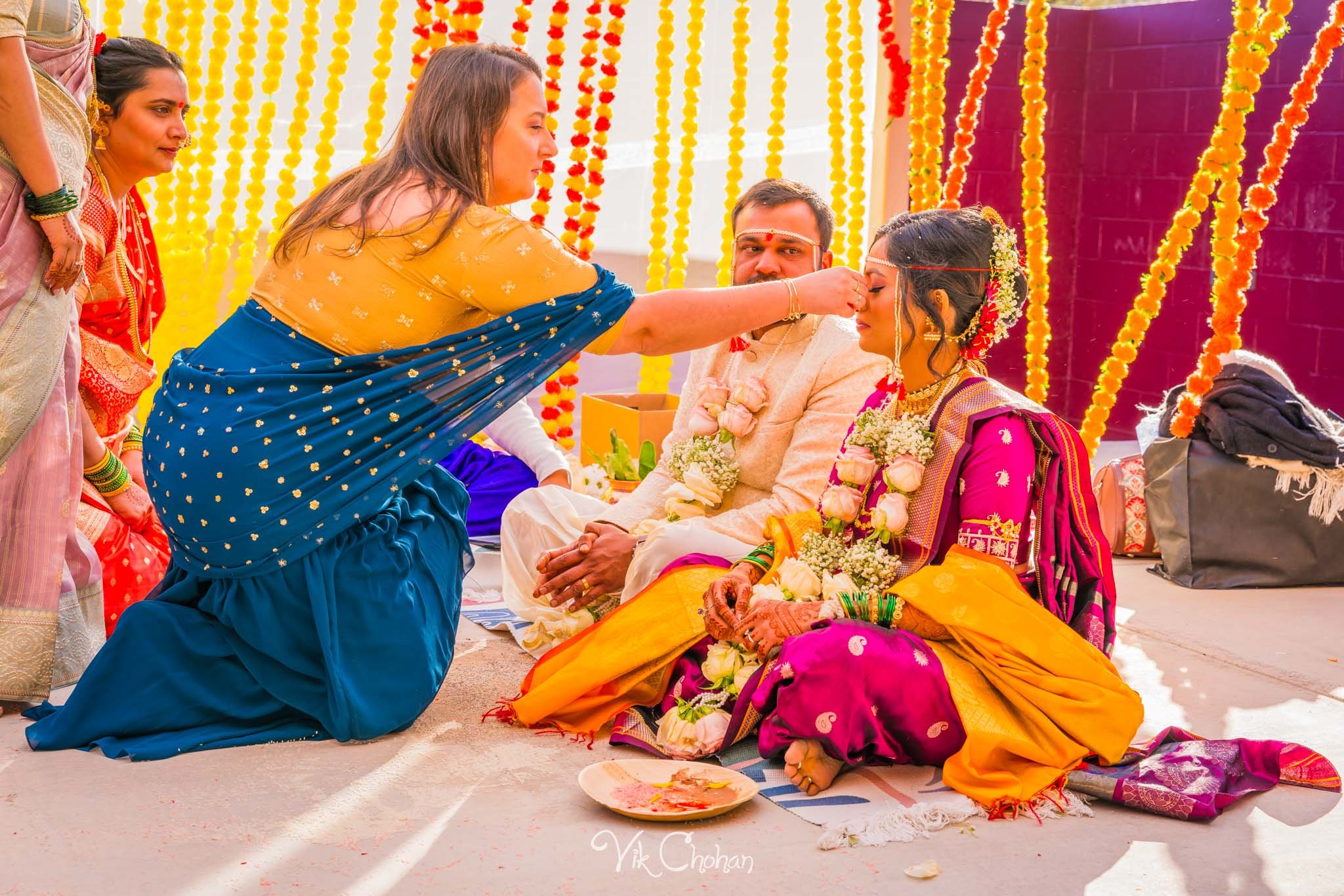 2024-01-05-Anuja-and-Parth-Marathi-Wedding-Hindu-Temple-Las-Vegas-Vik-Chohan-Photography-Photo-Booth-Social-Media-VCP-111.jpg