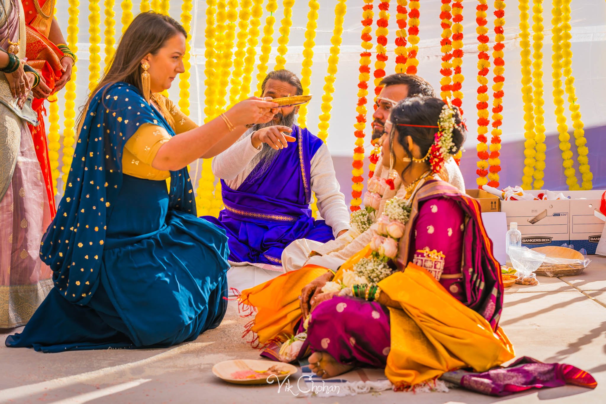 2024-01-05-Anuja-and-Parth-Marathi-Wedding-Hindu-Temple-Las-Vegas-Vik-Chohan-Photography-Photo-Booth-Social-Media-VCP-112.jpg
