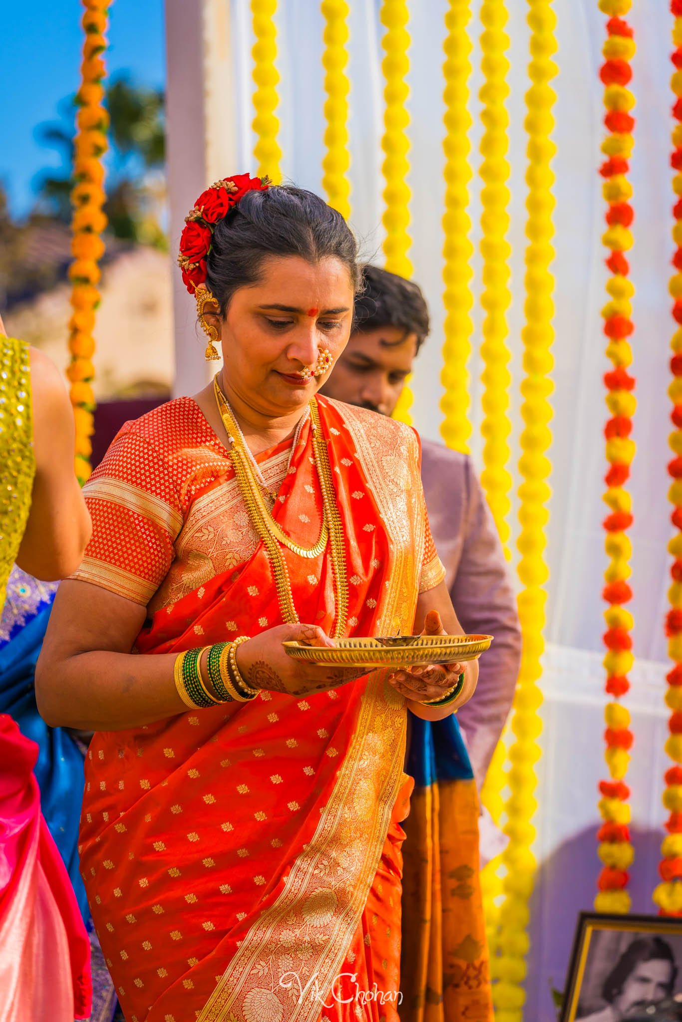 2024-01-05-Anuja-and-Parth-Marathi-Wedding-Hindu-Temple-Las-Vegas-Vik-Chohan-Photography-Photo-Booth-Social-Media-VCP-125.jpg