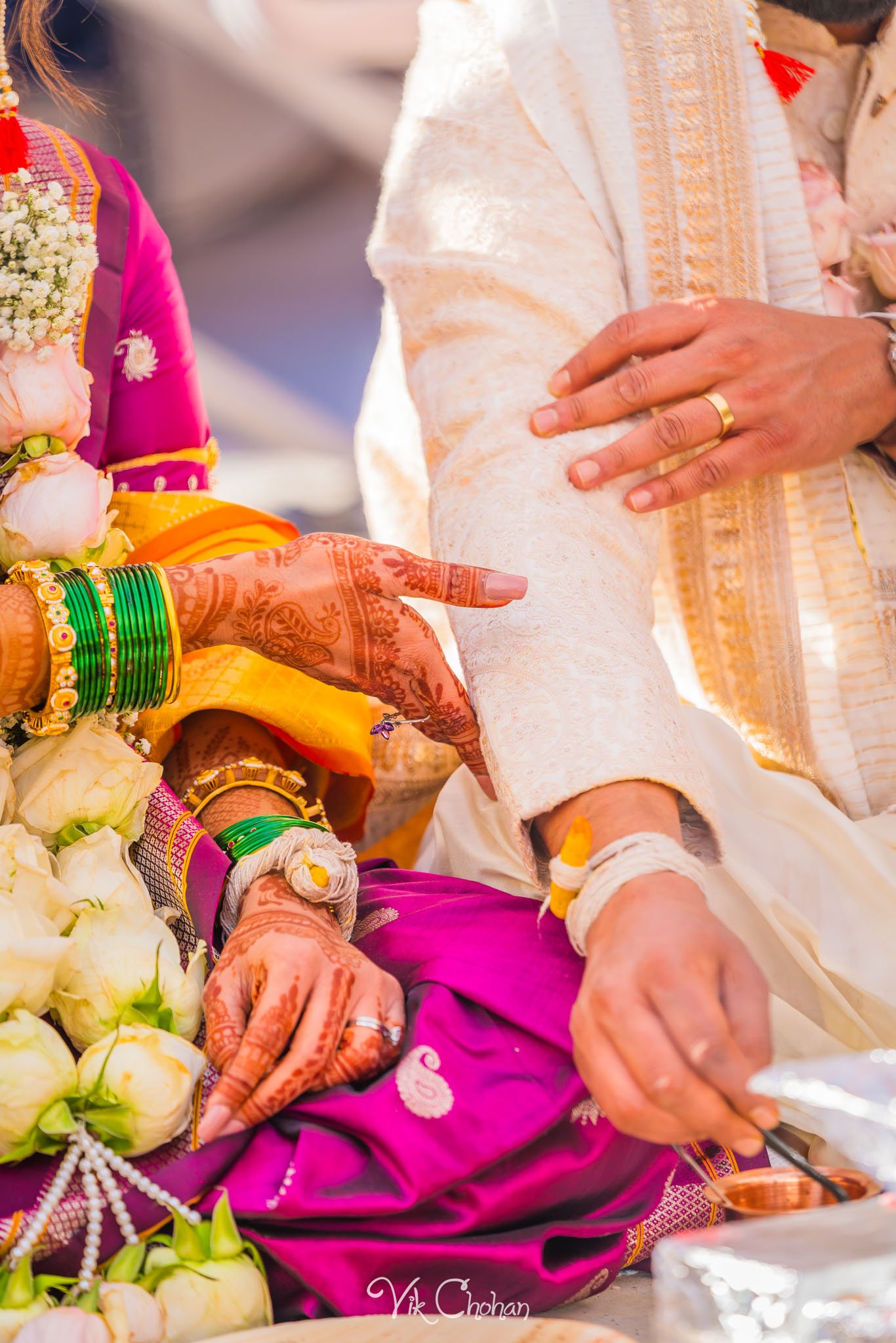 2024-01-05-Anuja-and-Parth-Marathi-Wedding-Hindu-Temple-Las-Vegas-Vik-Chohan-Photography-Photo-Booth-Social-Media-VCP-147.jpg