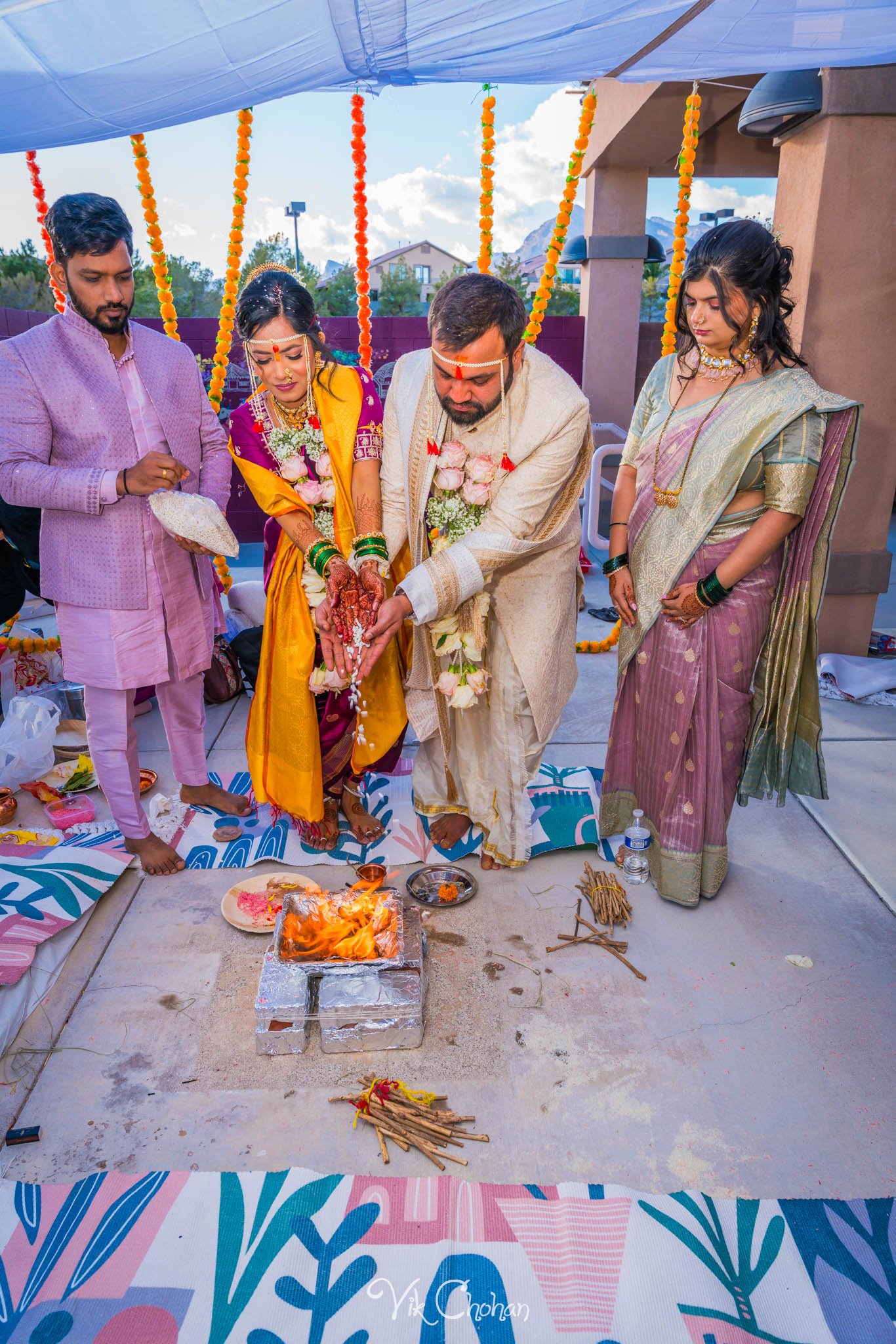 2024-01-05-Anuja-and-Parth-Marathi-Wedding-Hindu-Temple-Las-Vegas-Vik-Chohan-Photography-Photo-Booth-Social-Media-VCP-148.jpg