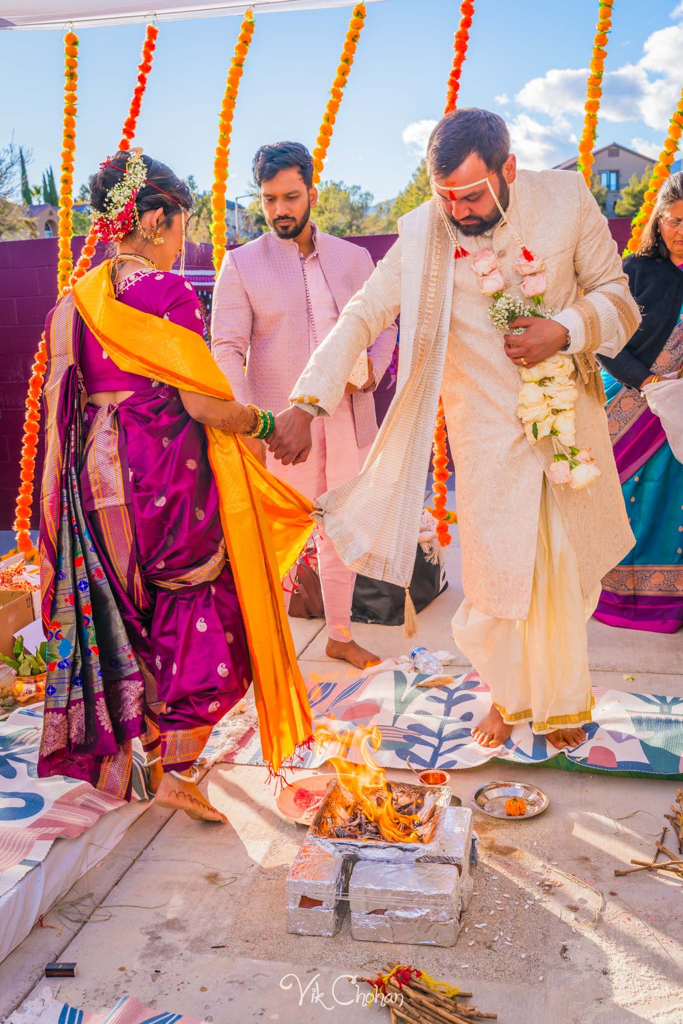 2024-01-05-Anuja-and-Parth-Marathi-Wedding-Hindu-Temple-Las-Vegas-Vik-Chohan-Photography-Photo-Booth-Social-Media-VCP-150.jpg