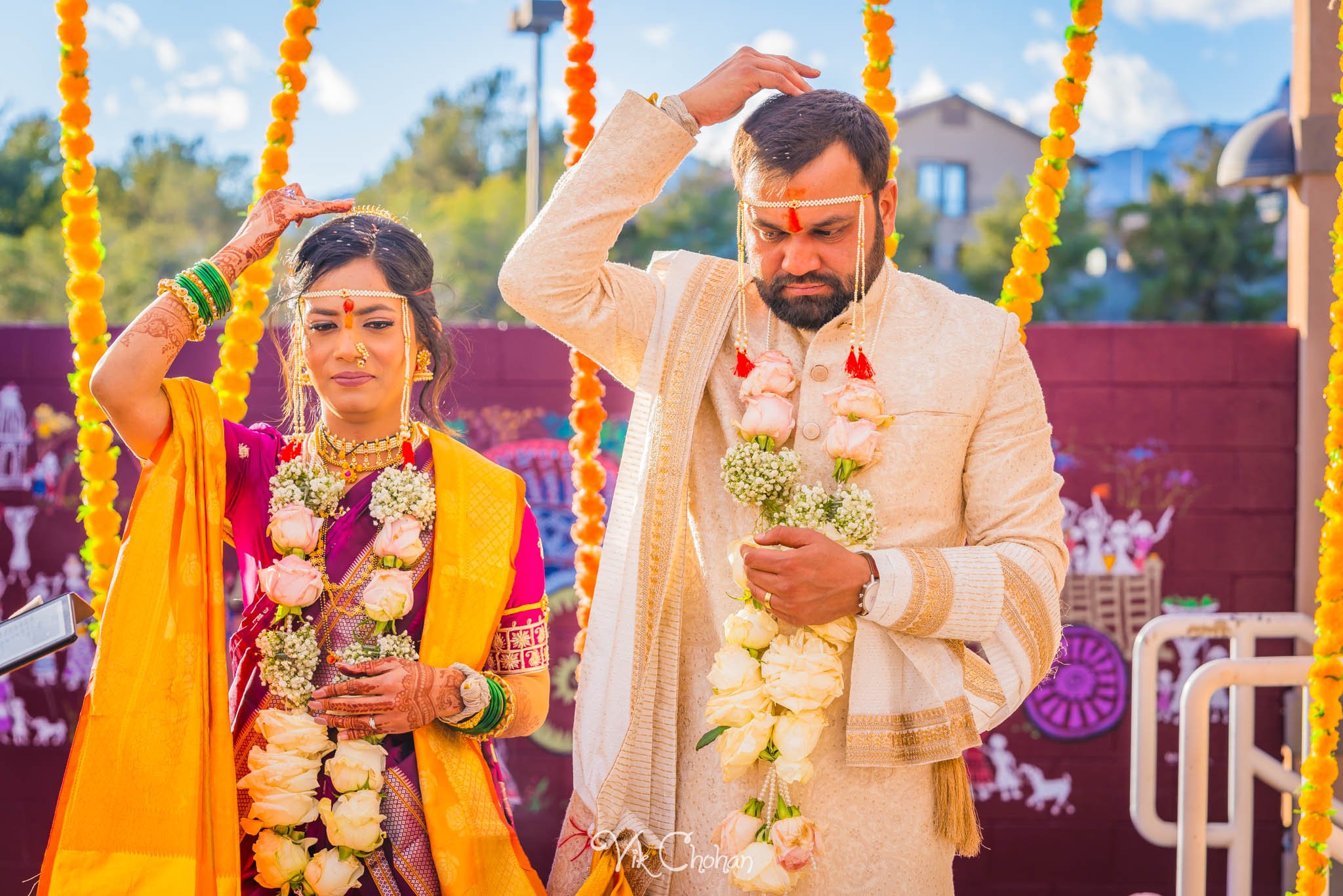 2024-01-05-Anuja-and-Parth-Marathi-Wedding-Hindu-Temple-Las-Vegas-Vik-Chohan-Photography-Photo-Booth-Social-Media-VCP-160.jpg