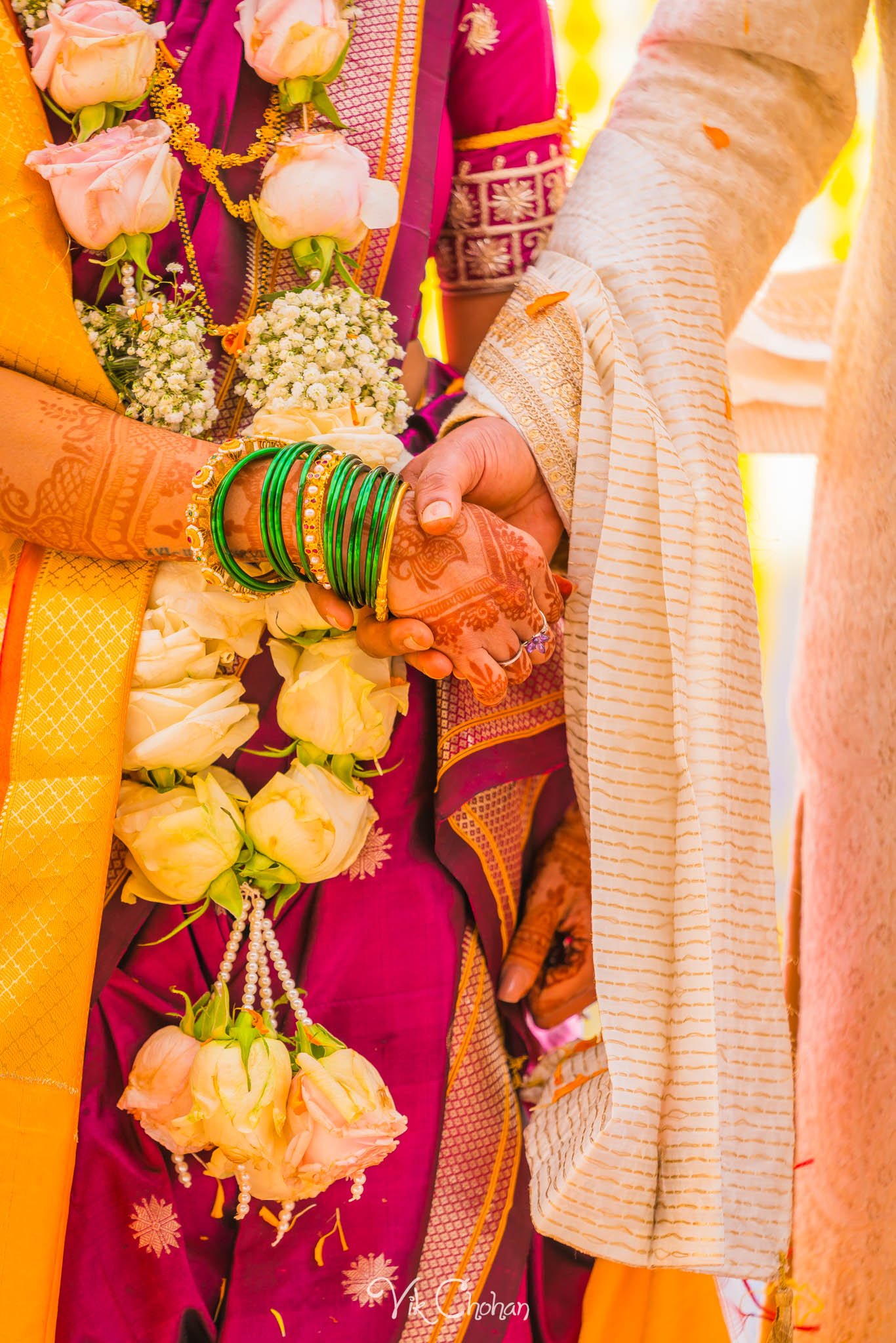 2024-01-05-Anuja-and-Parth-Marathi-Wedding-Hindu-Temple-Las-Vegas-Vik-Chohan-Photography-Photo-Booth-Social-Media-VCP-174.jpg