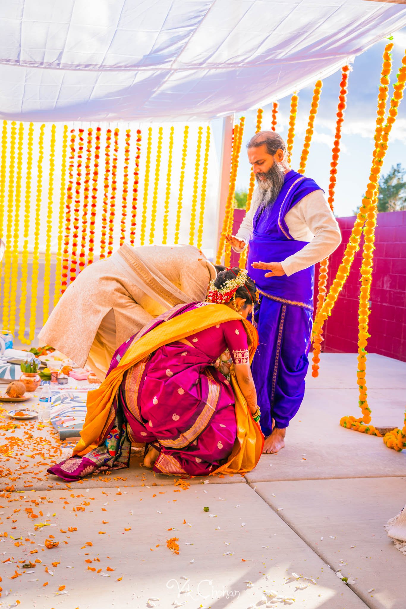 2024-01-05-Anuja-and-Parth-Marathi-Wedding-Hindu-Temple-Las-Vegas-Vik-Chohan-Photography-Photo-Booth-Social-Media-VCP-180.jpg