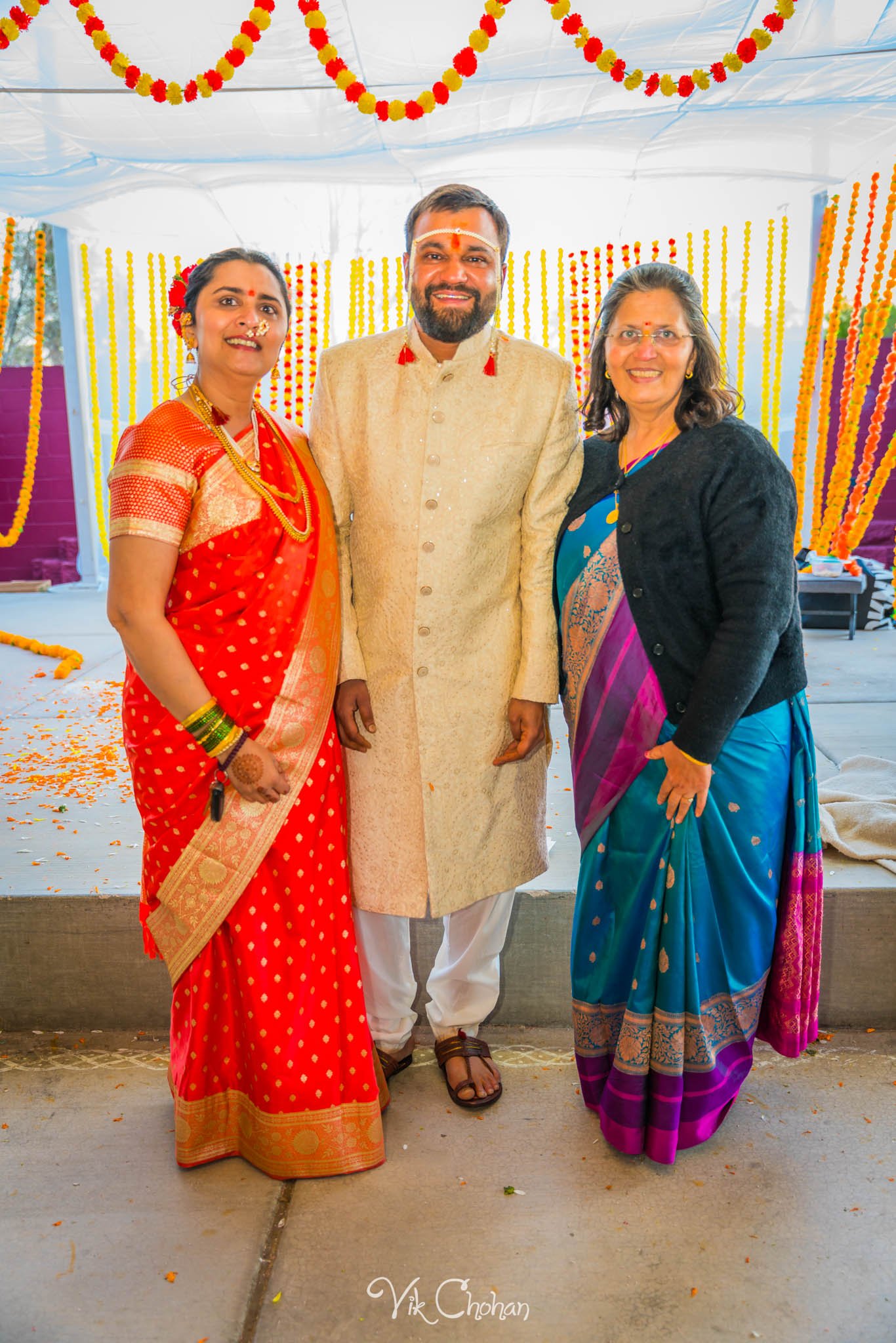 2024-01-05-Anuja-and-Parth-Marathi-Wedding-Hindu-Temple-Las-Vegas-Vik-Chohan-Photography-Photo-Booth-Social-Media-VCP-212.jpg