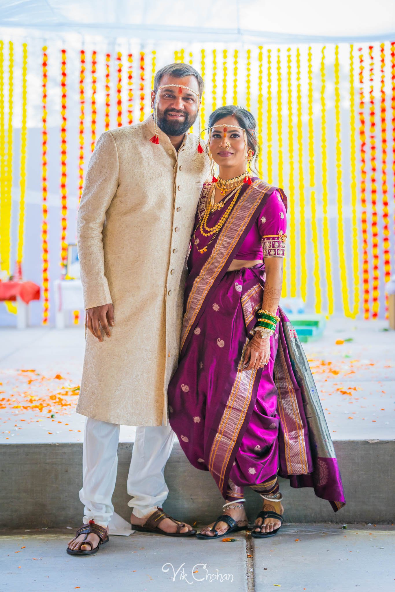 2024-01-05-Anuja-and-Parth-Marathi-Wedding-Hindu-Temple-Las-Vegas-Vik-Chohan-Photography-Photo-Booth-Social-Media-VCP-220.jpg