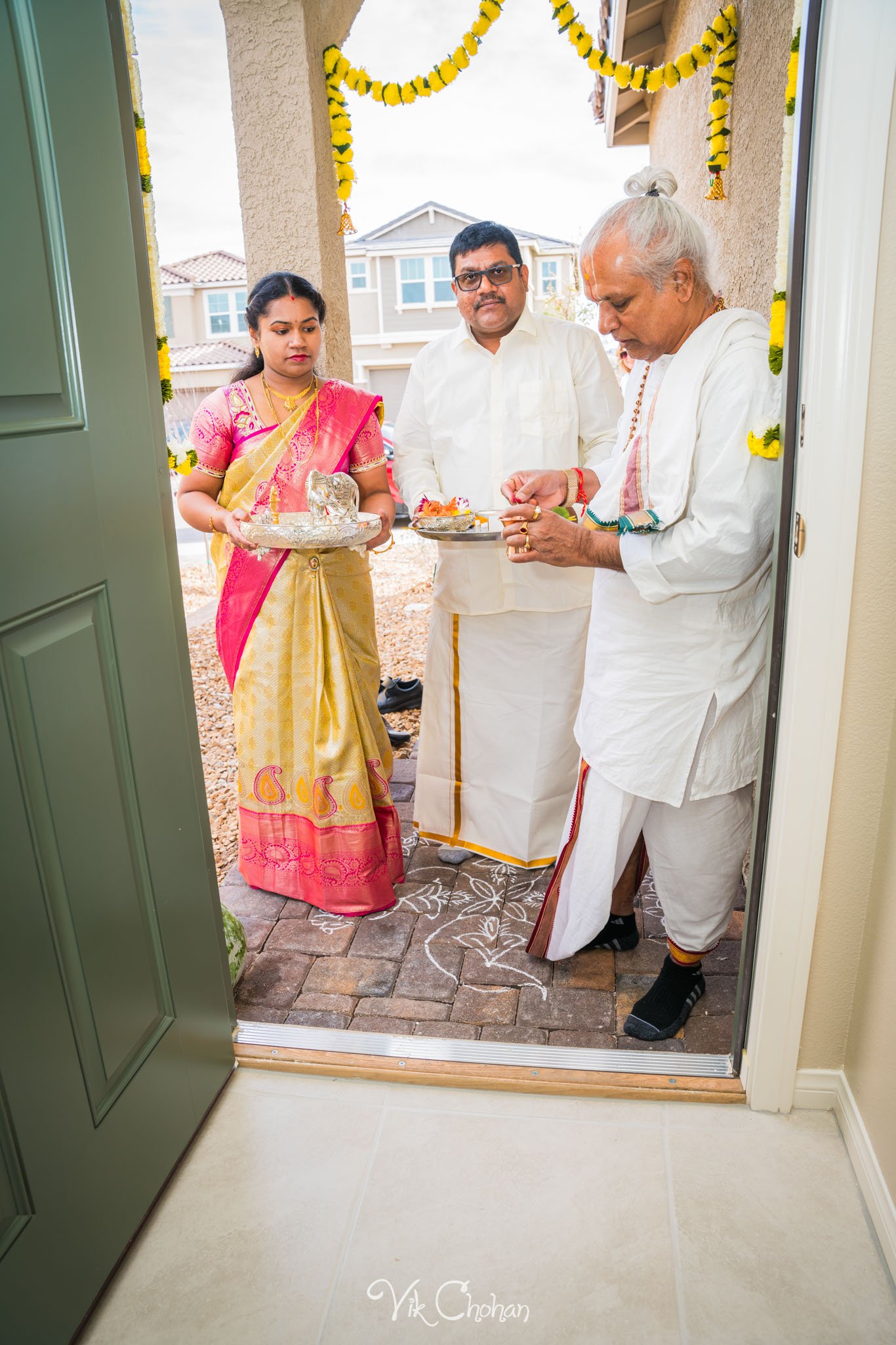 2024-02-19-Lakshmi-and-Bala-House-Warming-Celebration-Photography-Vik-Chohan-Photography-Photo-Booth-Social-Media-VCP-025.jpg