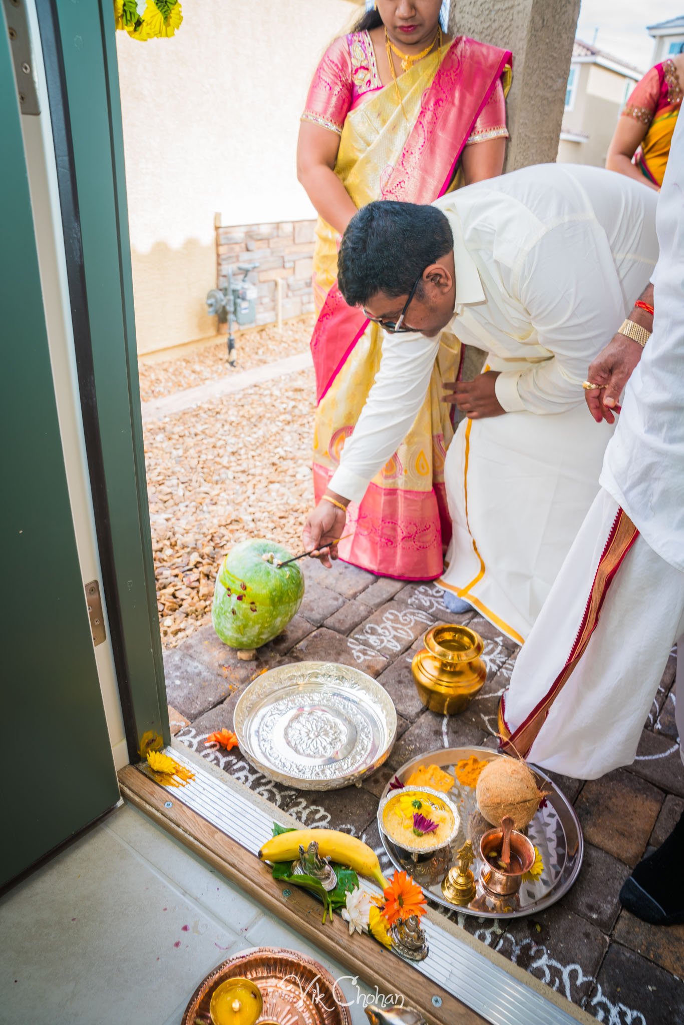 2024-02-19-Lakshmi-and-Bala-House-Warming-Celebration-Photography-Vik-Chohan-Photography-Photo-Booth-Social-Media-VCP-036.jpg