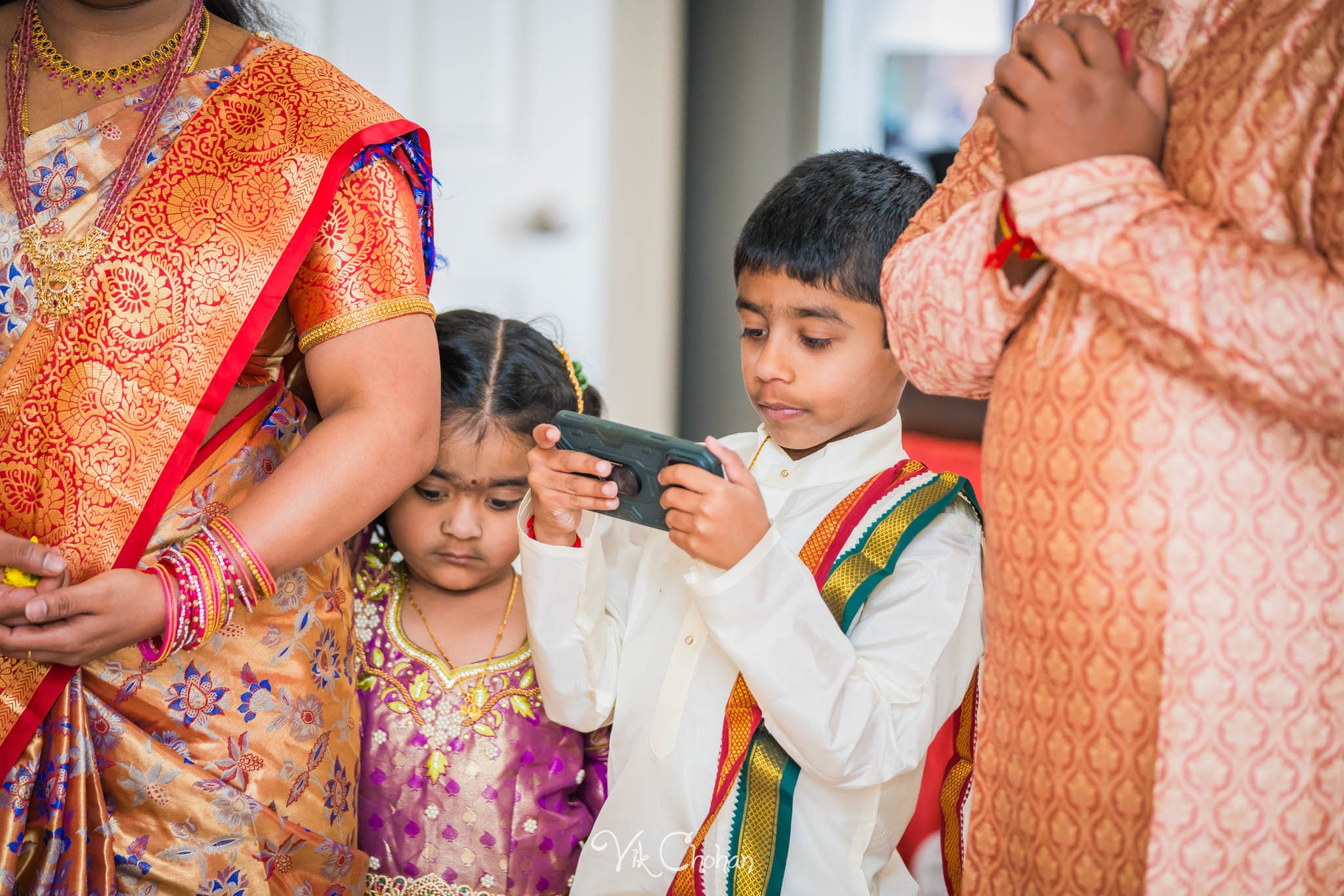 2024-02-19-Lakshmi-and-Bala-House-Warming-Celebration-Photography-Vik-Chohan-Photography-Photo-Booth-Social-Media-VCP-106.jpg