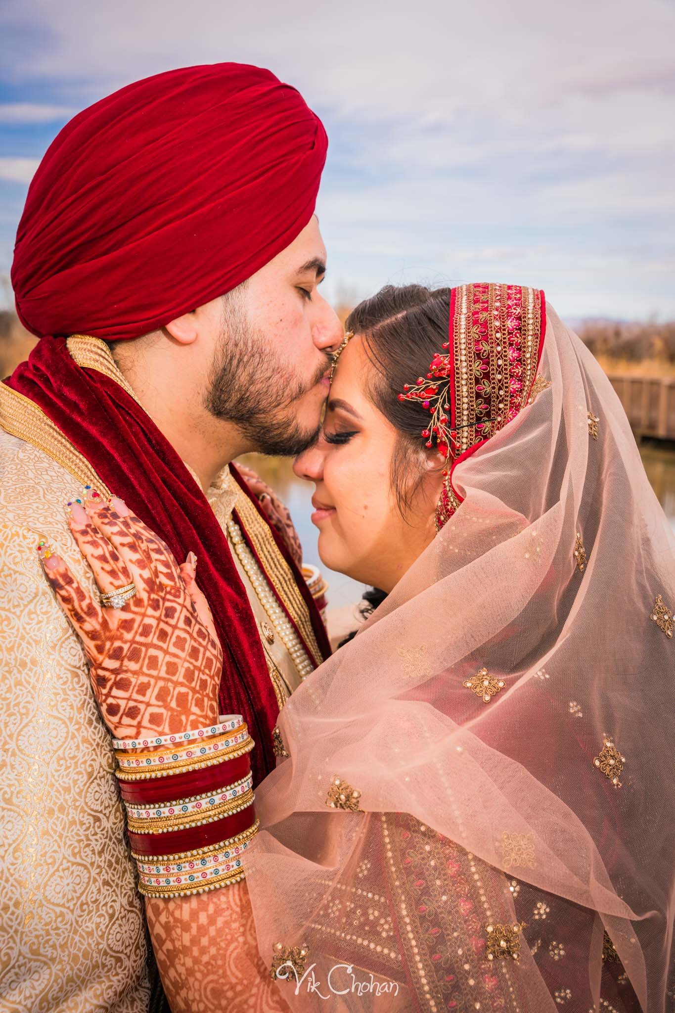 2024-02-24-Patricia-and-Dalvir-Punjabi-Sikh-Wedding-Celebration-Couples-Photography-Vik-Chohan-Photography-Photo-Booth-Social-Media-VCP-039.jpg