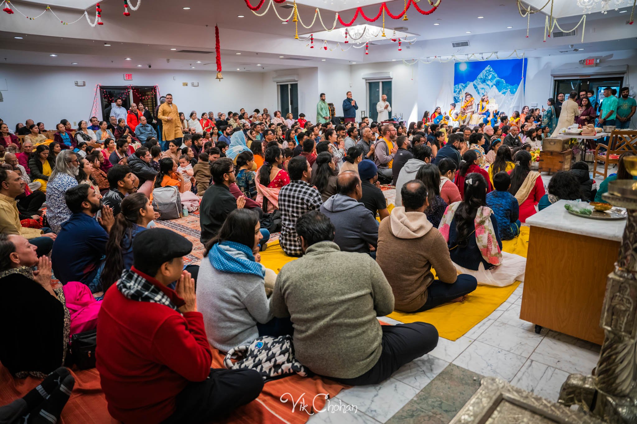 2024-03-08-Maha-Shivratri-Puja-Hindi-and-Jain-Temple-Vik-Chohan-Photography-Photo-Booth-Social-Media-VCP-021.jpg