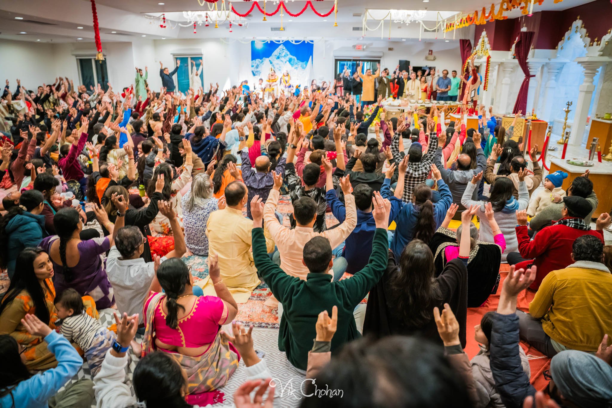 2024-03-08-Maha-Shivratri-Puja-Hindi-and-Jain-Temple-Vik-Chohan-Photography-Photo-Booth-Social-Media-VCP-026.jpg