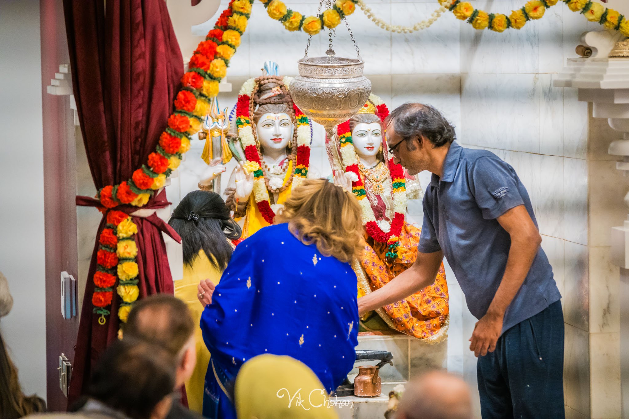 2024-03-08-Maha-Shivratri-Puja-Hindi-and-Jain-Temple-Vik-Chohan-Photography-Photo-Booth-Social-Media-VCP-063.jpg