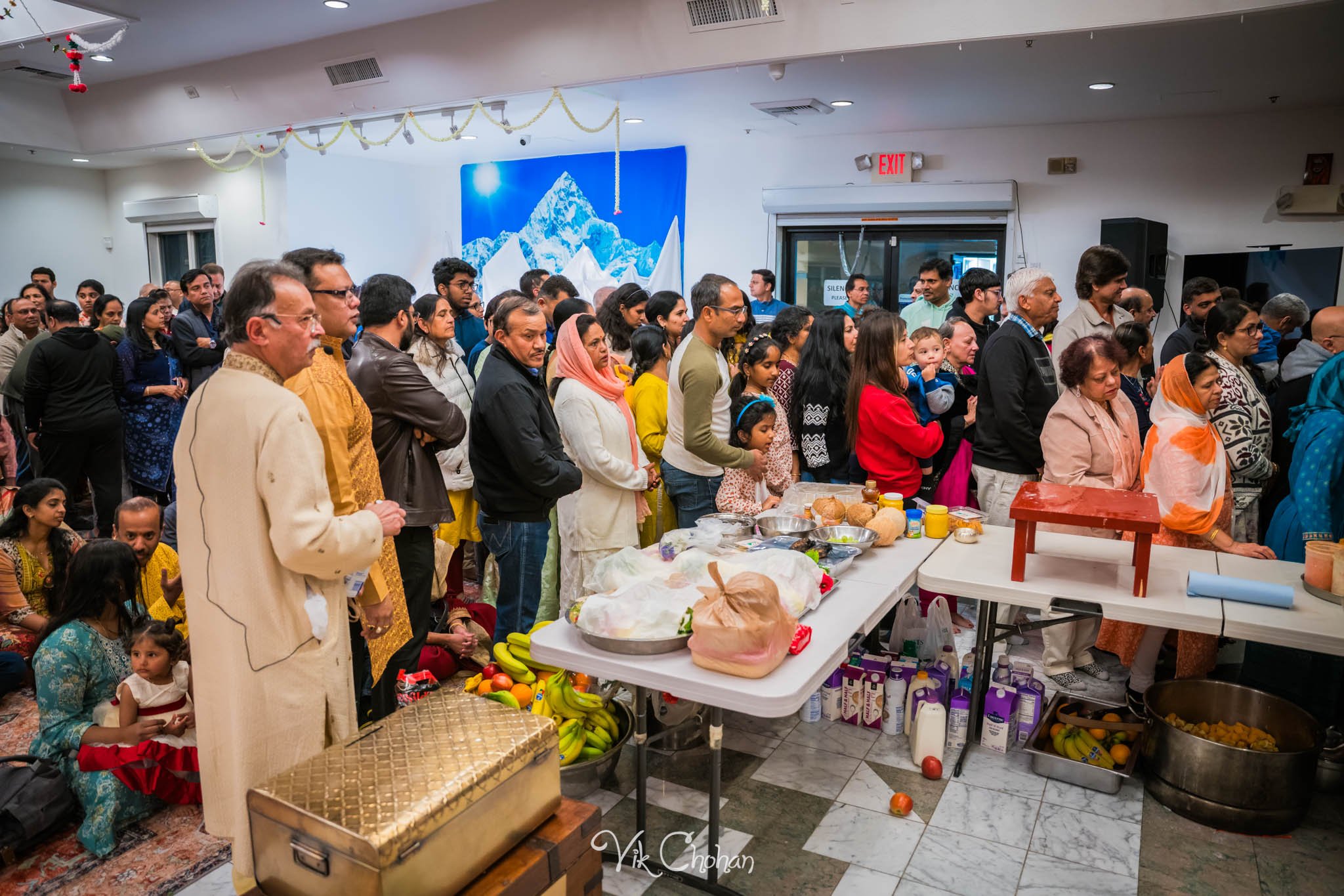 2024-03-08-Maha-Shivratri-Puja-Hindi-and-Jain-Temple-Vik-Chohan-Photography-Photo-Booth-Social-Media-VCP-073.jpg