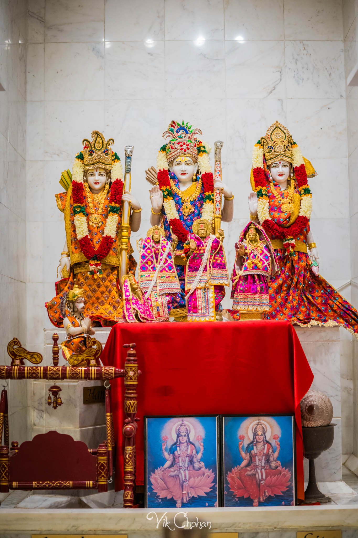 2024-03-08-Maha-Shivratri-Puja-Hindi-and-Jain-Temple-Vik-Chohan-Photography-Photo-Booth-Social-Media-VCP-125.jpg