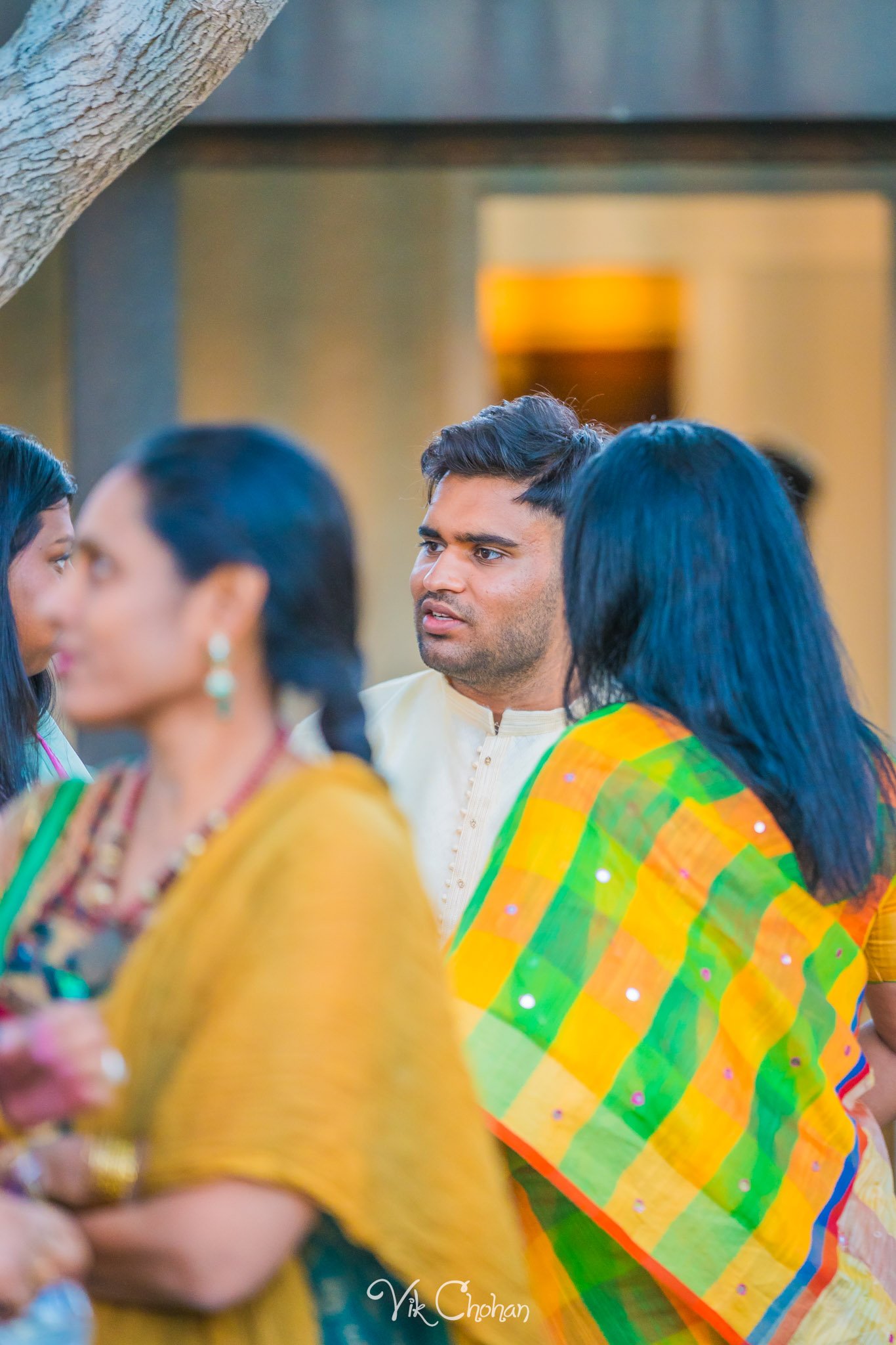 2024-04-02-Subhasree-and-Ravi-Mendi-Night-South-Indian-Wedding-Celebration-Vik-Chohan-Photography-Photo-Booth-Social-Media-VCP-075.jpg