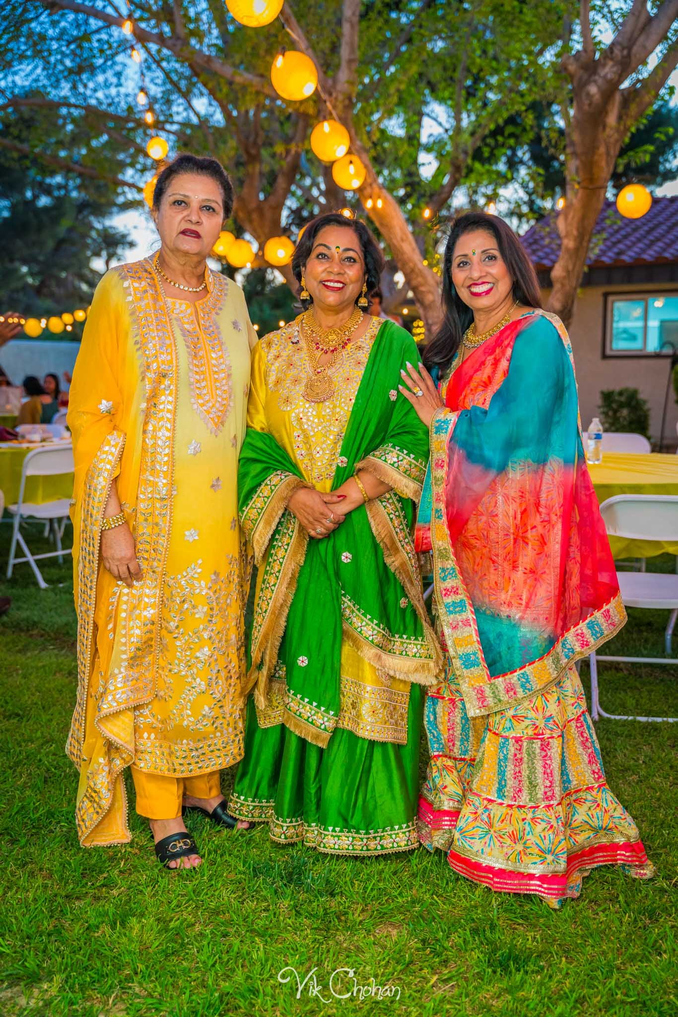 2024-04-02-Subhasree-and-Ravi-Mendi-Night-South-Indian-Wedding-Celebration-Vik-Chohan-Photography-Photo-Booth-Social-Media-VCP-102.jpg