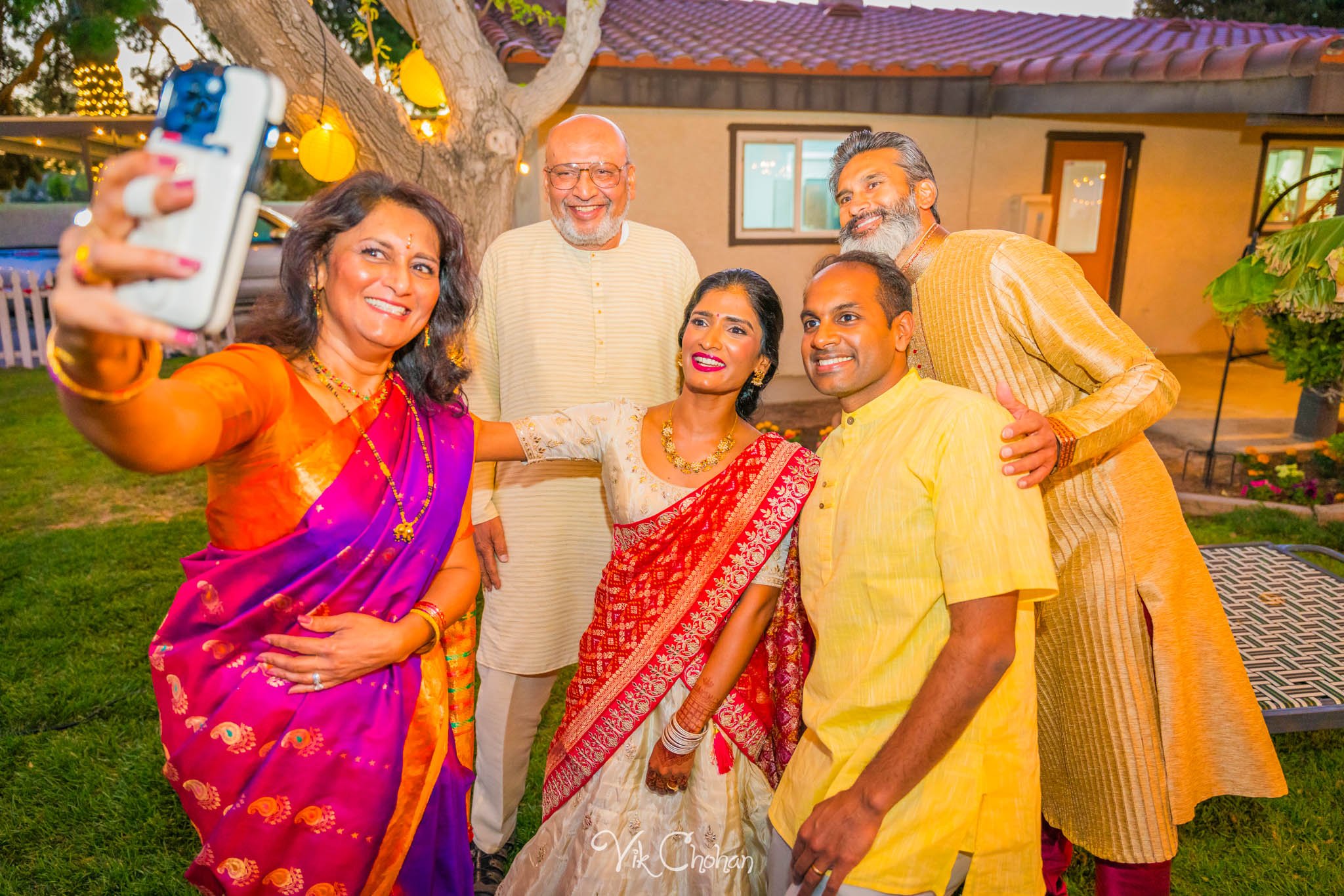 2024-04-02-Subhasree-and-Ravi-Mendi-Night-South-Indian-Wedding-Celebration-Vik-Chohan-Photography-Photo-Booth-Social-Media-VCP-106.jpg