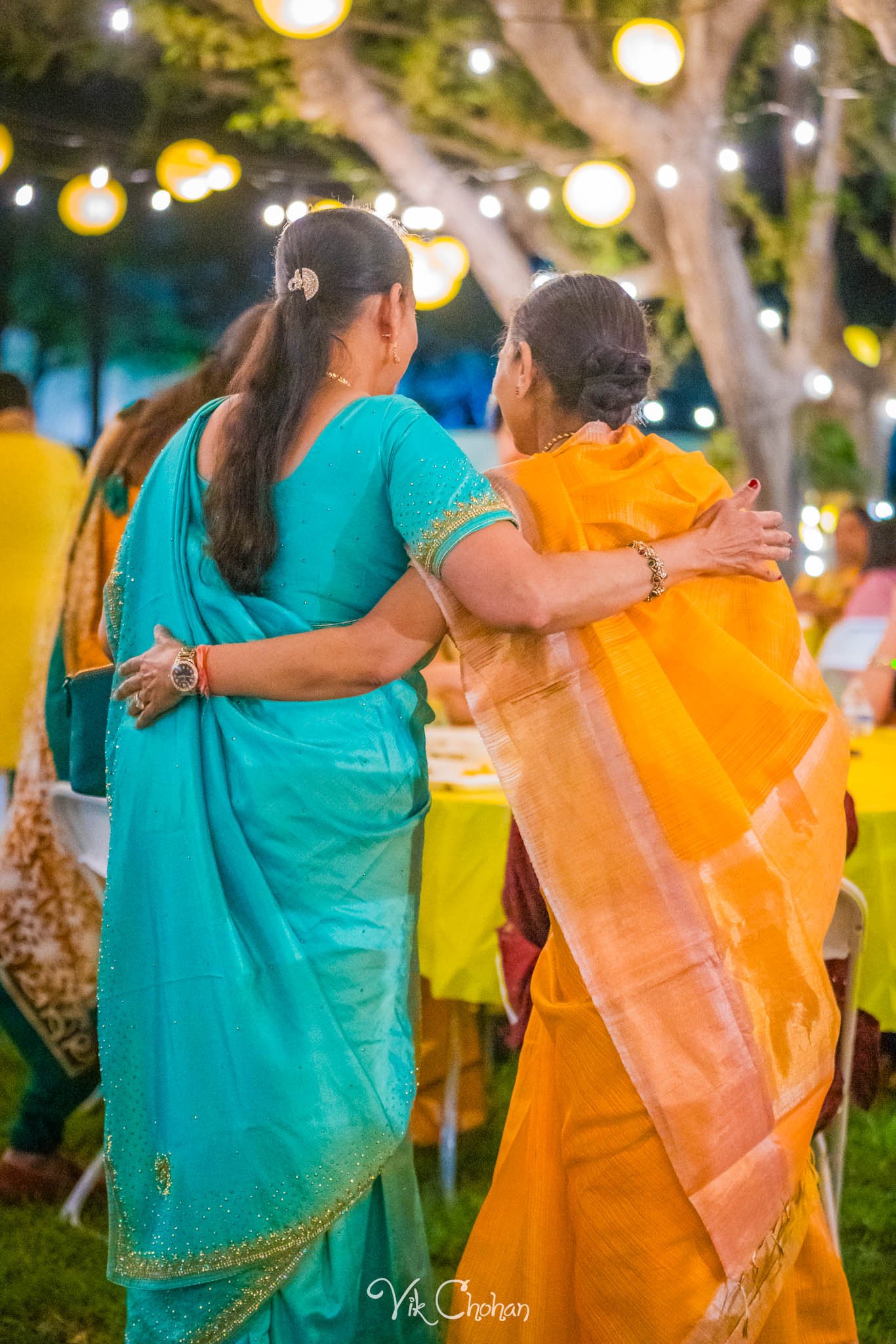 2024-04-02-Subhasree-and-Ravi-Mendi-Night-South-Indian-Wedding-Celebration-Vik-Chohan-Photography-Photo-Booth-Social-Media-VCP-138.jpg