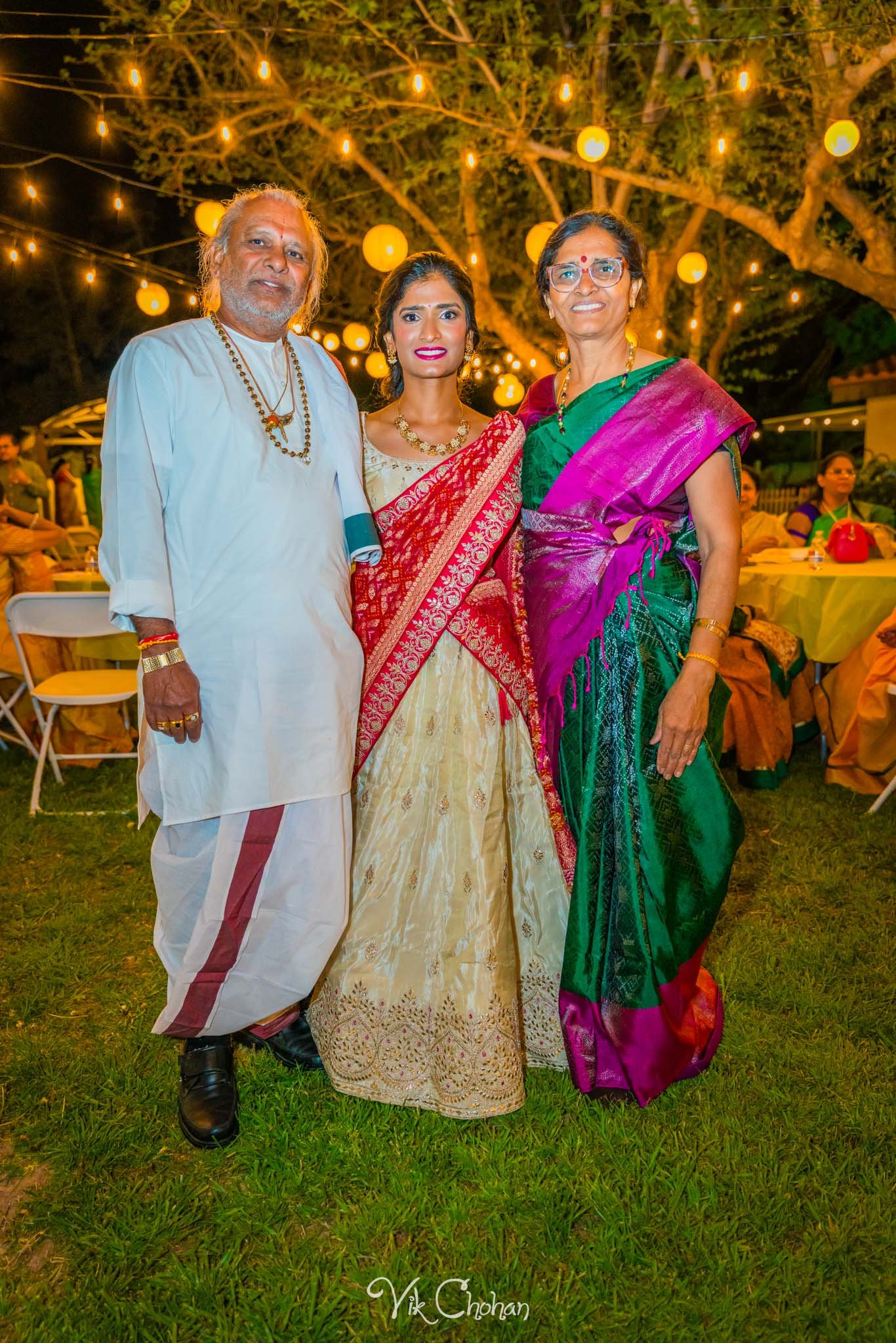 2024-04-02-Subhasree-and-Ravi-Mendi-Night-South-Indian-Wedding-Celebration-Vik-Chohan-Photography-Photo-Booth-Social-Media-VCP-173.jpg