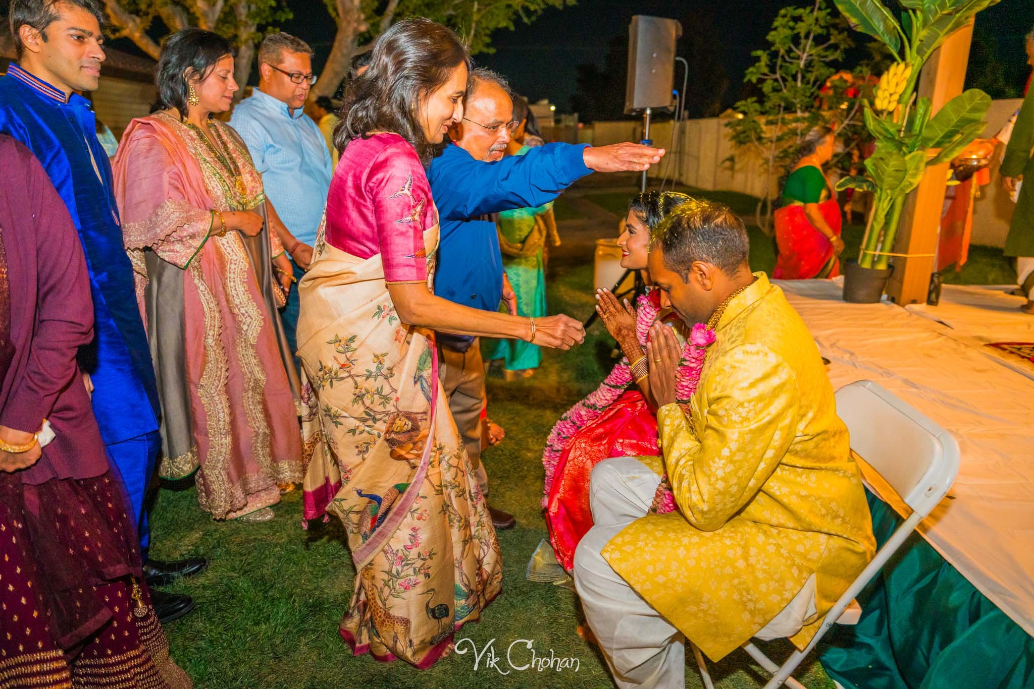 2024-04-03-Subhasree-and-Ravi-Janavasam-Night-South-Indian-Wedding-Celebration-Vik-Chohan-Photography-Photo-Booth-Social-Media-VCP-144.jpg