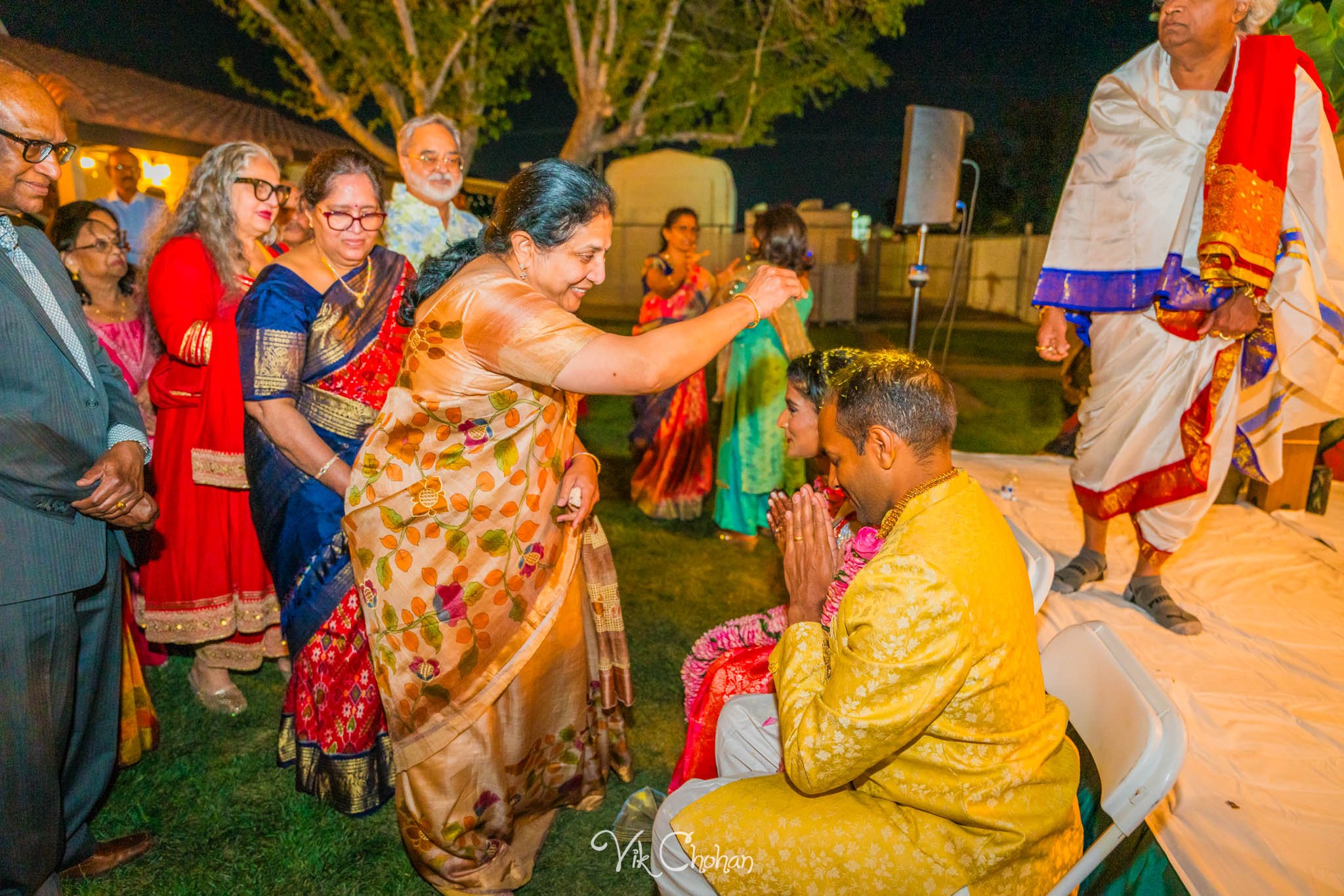 2024-04-03-Subhasree-and-Ravi-Janavasam-Night-South-Indian-Wedding-Celebration-Vik-Chohan-Photography-Photo-Booth-Social-Media-VCP-147.jpg
