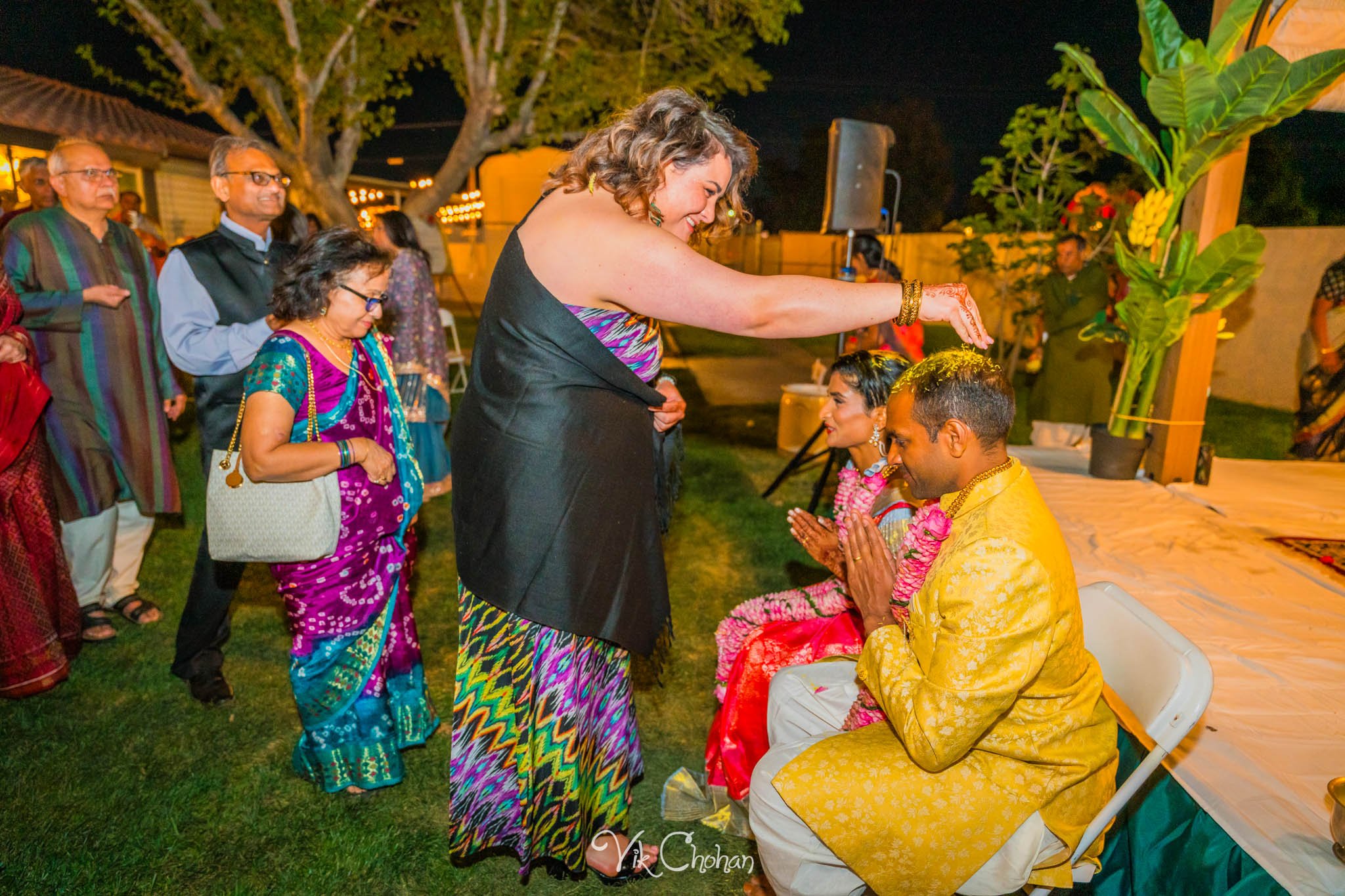 2024-04-03-Subhasree-and-Ravi-Janavasam-Night-South-Indian-Wedding-Celebration-Vik-Chohan-Photography-Photo-Booth-Social-Media-VCP-158.jpg