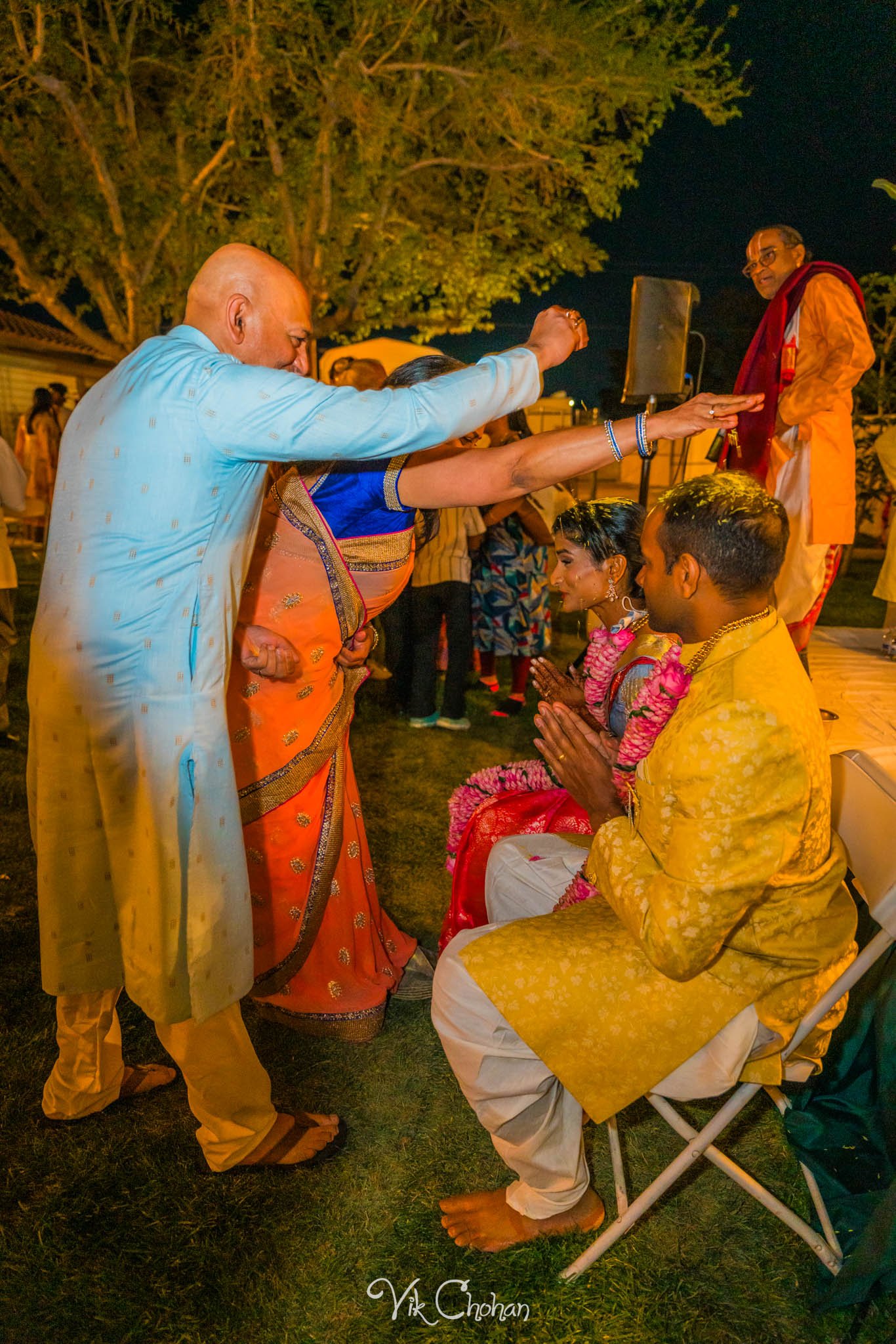 2024-04-03-Subhasree-and-Ravi-Janavasam-Night-South-Indian-Wedding-Celebration-Vik-Chohan-Photography-Photo-Booth-Social-Media-VCP-168.jpg